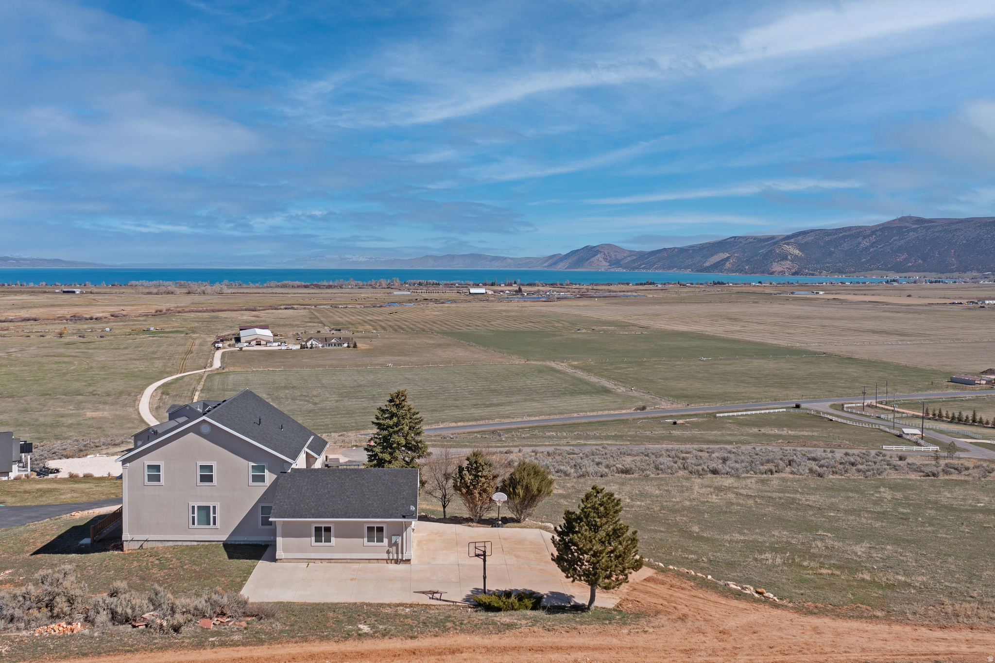 LAST CHANCE PH 1 LOT 8 - Residential