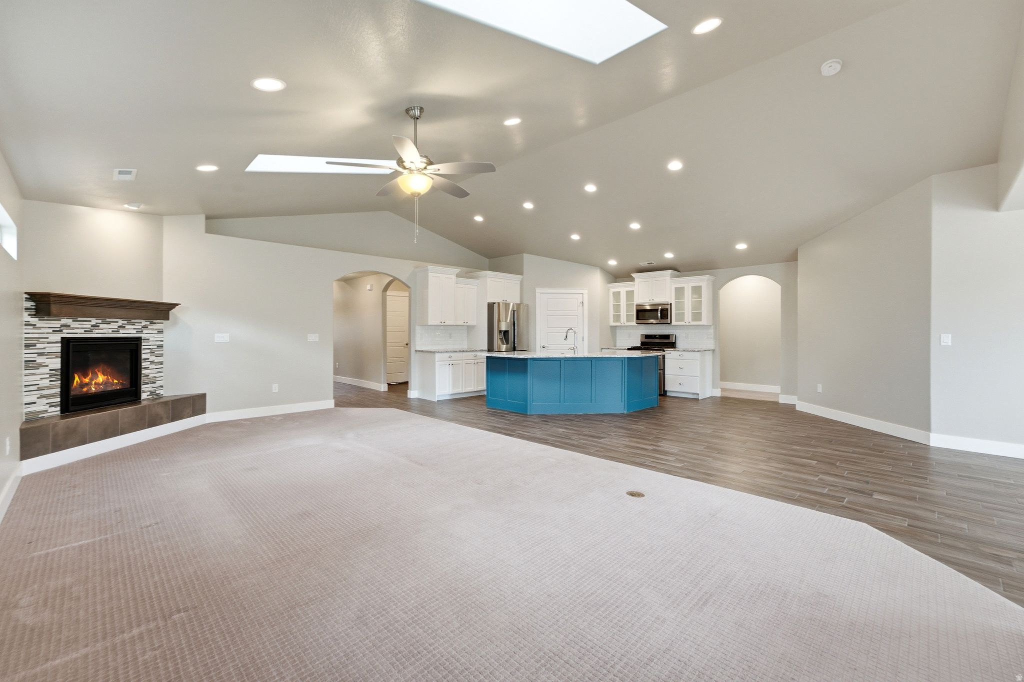 FARMINGTON HOLLOW - Residential