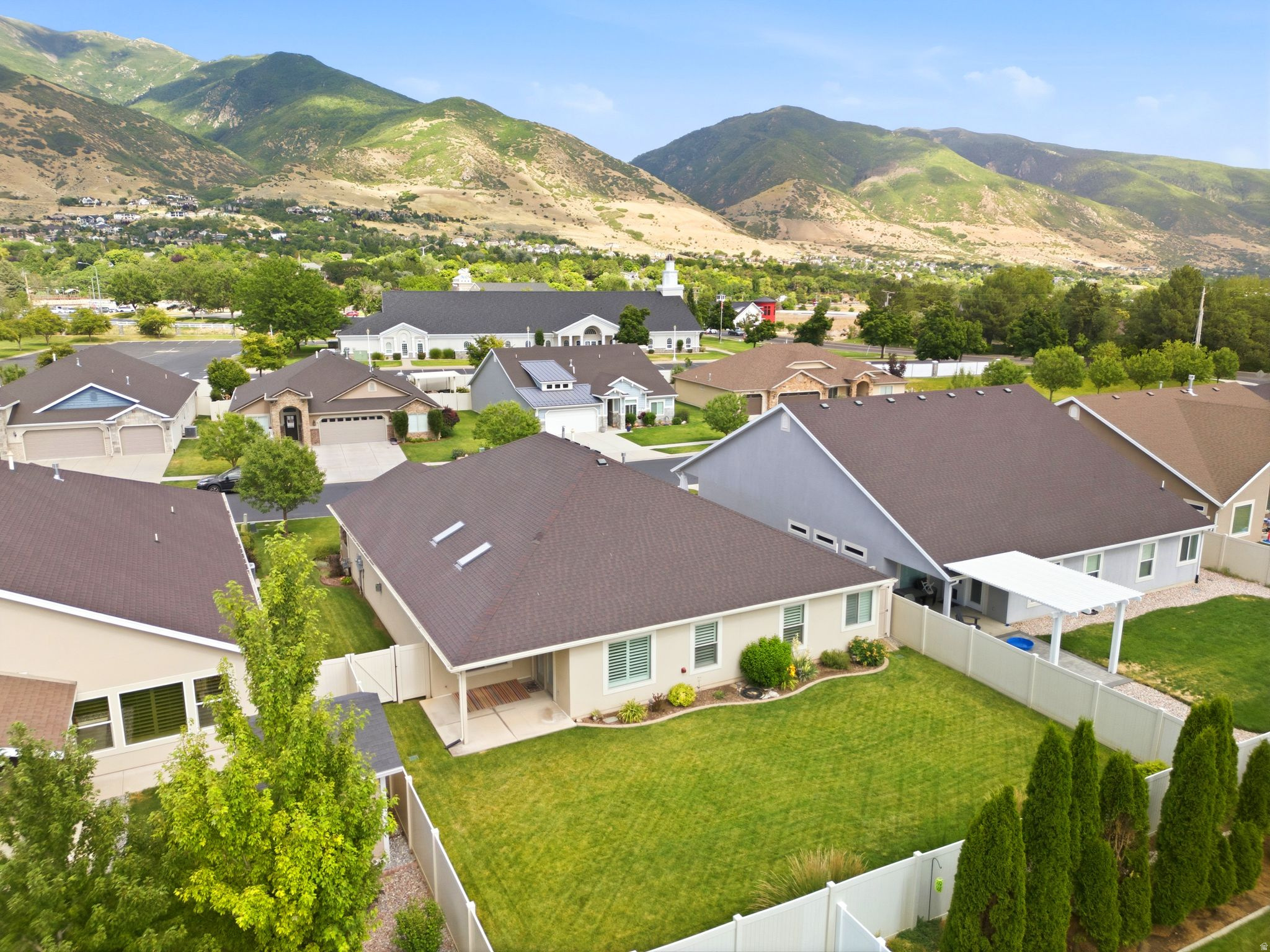 FARMINGTON HOLLOW - Residential