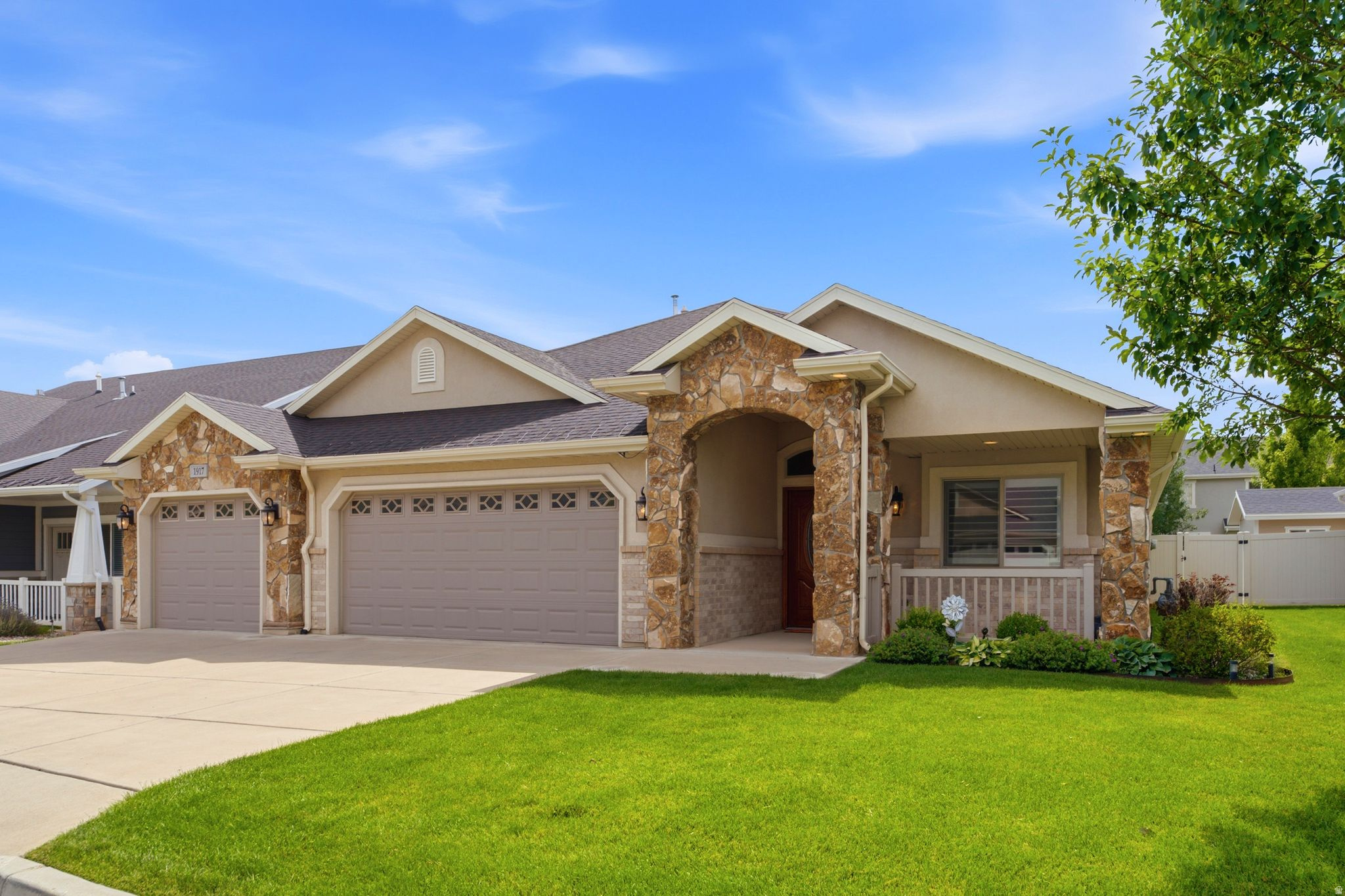 FARMINGTON HOLLOW - Residential