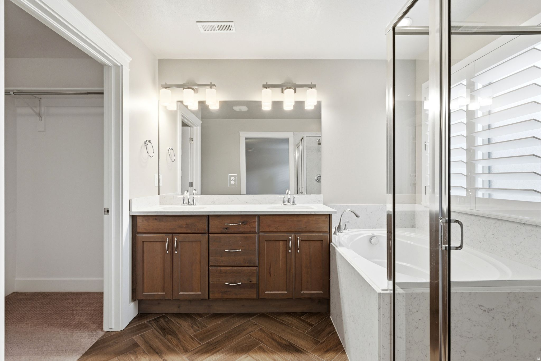 FARMINGTON HOLLOW - Residential
