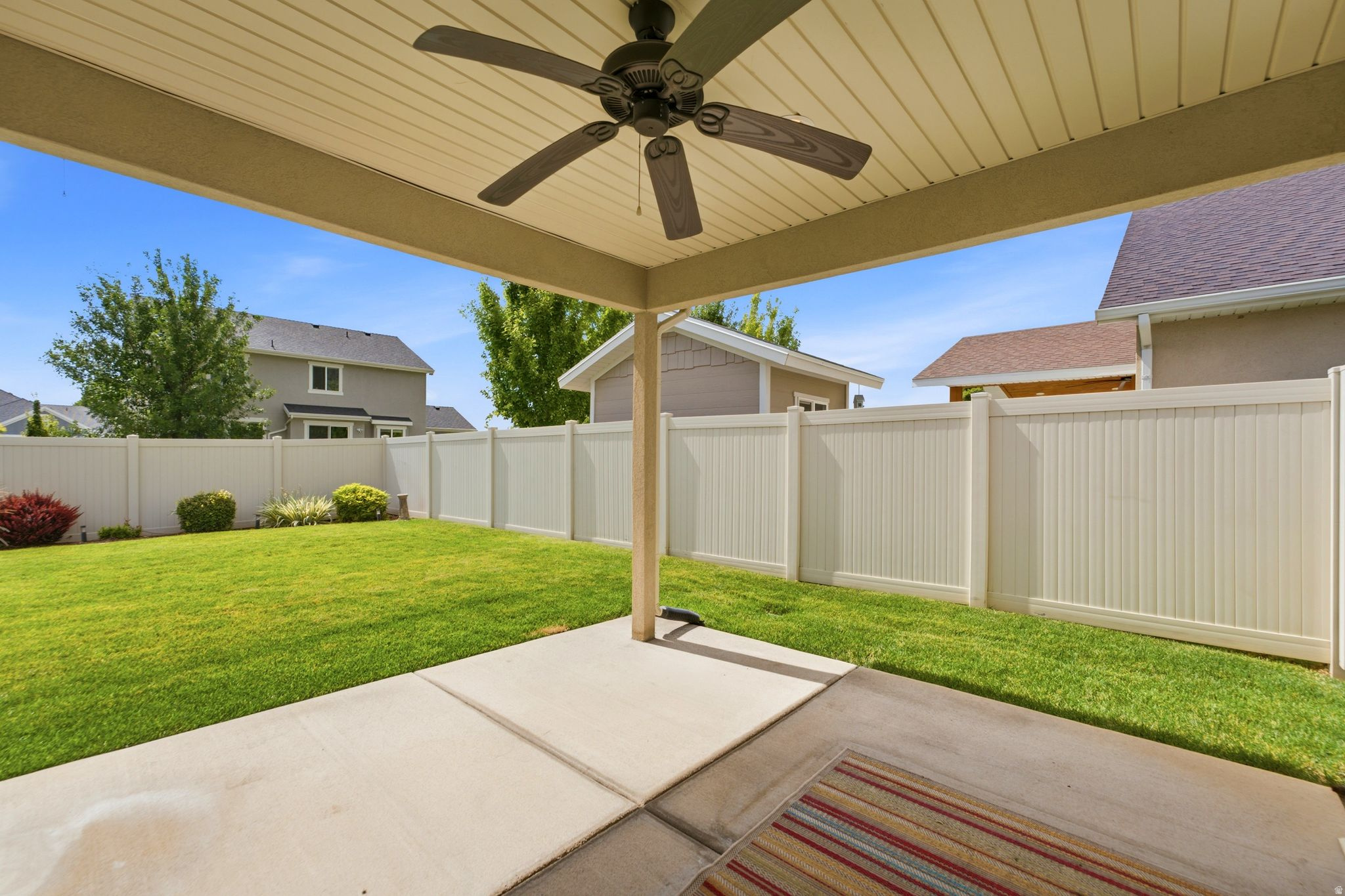 FARMINGTON HOLLOW - Residential