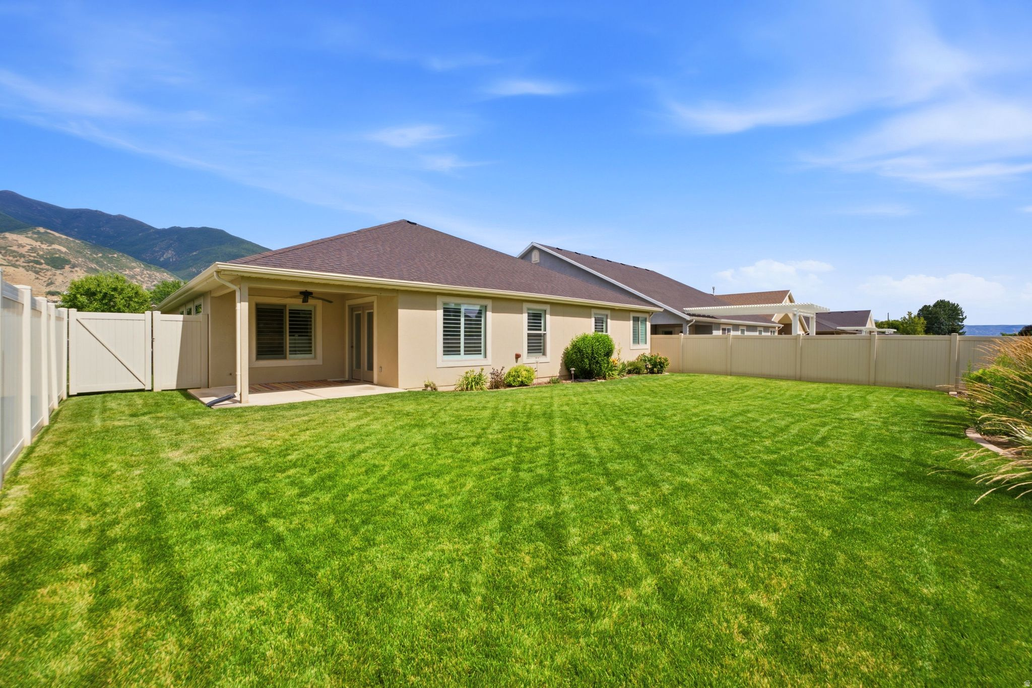 FARMINGTON HOLLOW - Residential
