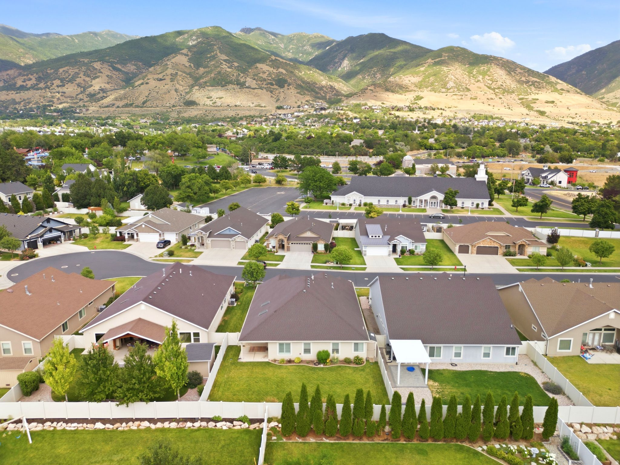 FARMINGTON HOLLOW - Residential