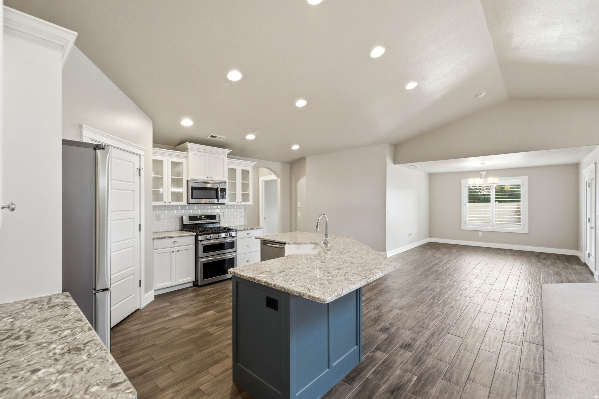 FARMINGTON HOLLOW - Residential