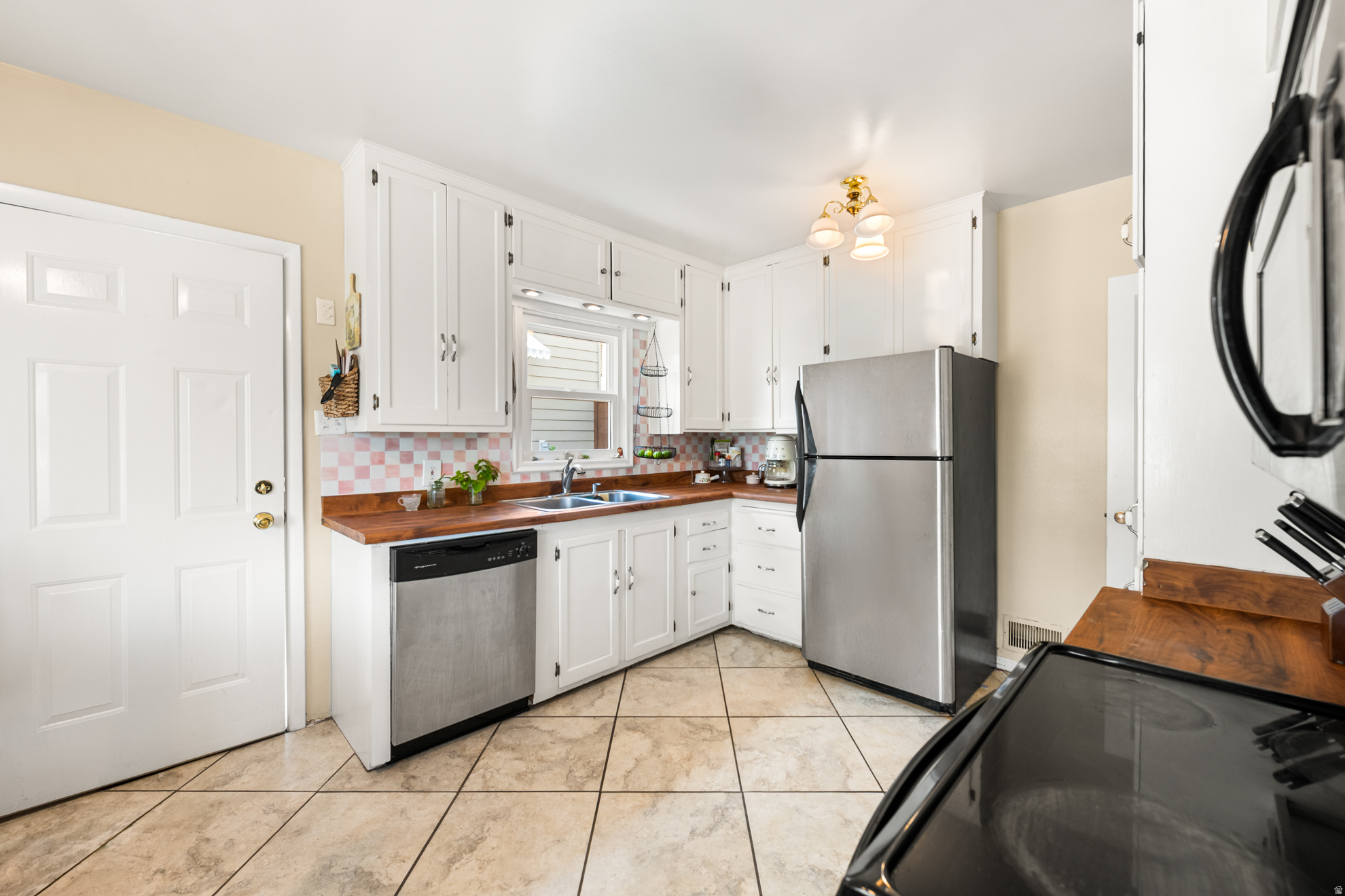 WHITTAKER SUB - Residential