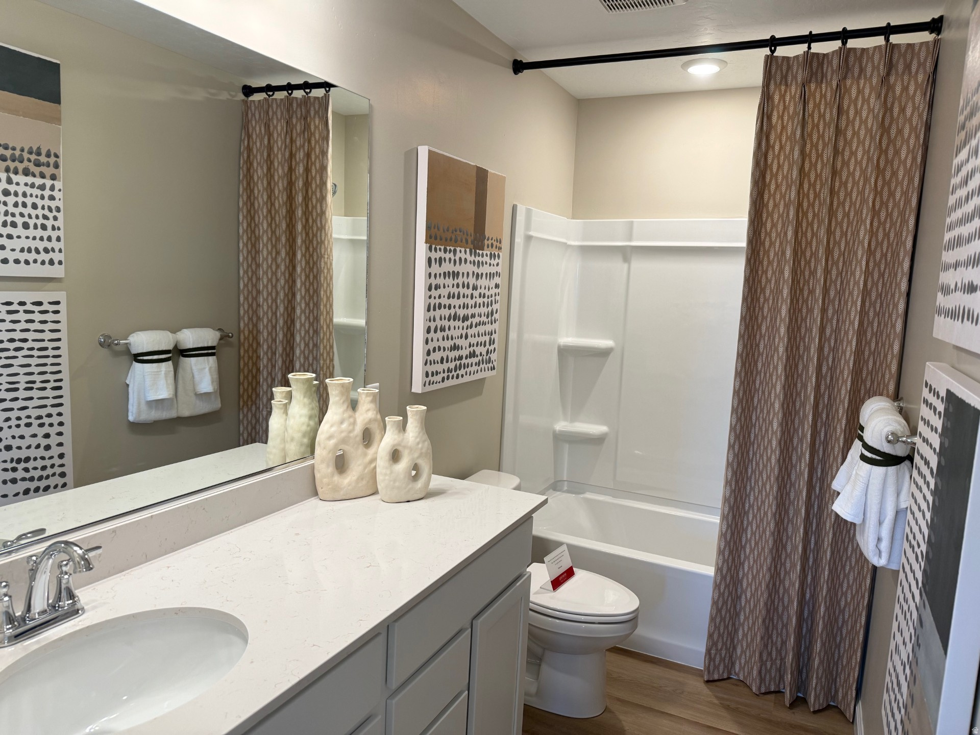 WILD HORSE RANCH - Residential