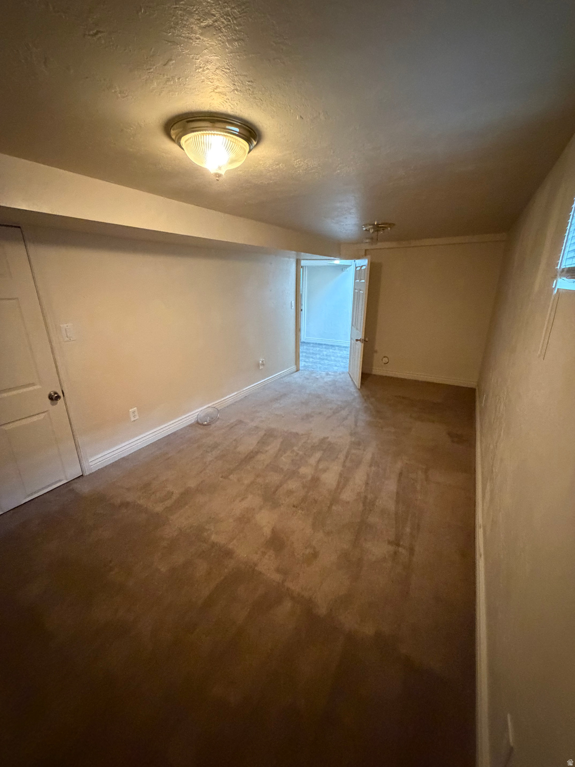 COUNTRY SQUIRE ESTATES - Residential