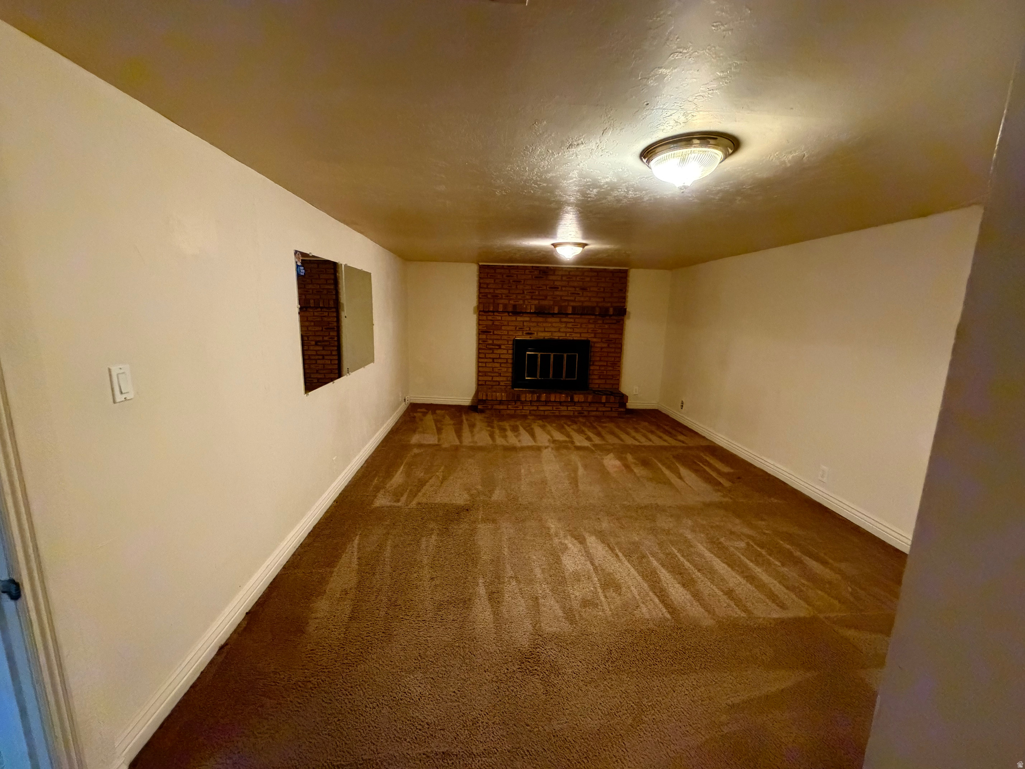 COUNTRY SQUIRE ESTATES - Residential