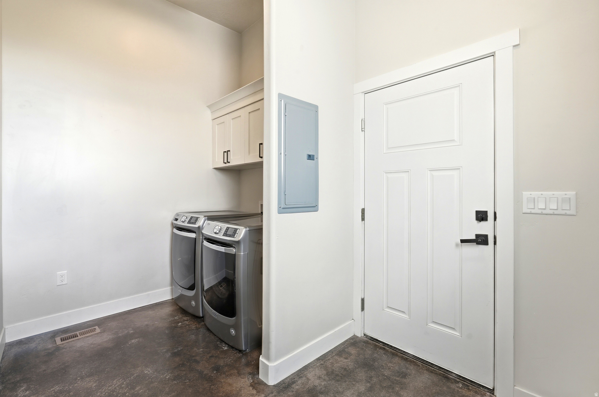 BROADHEAD MINOR - Residential