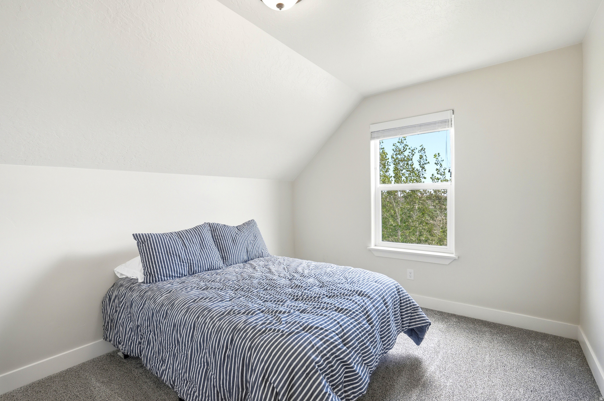 BROADHEAD MINOR - Residential