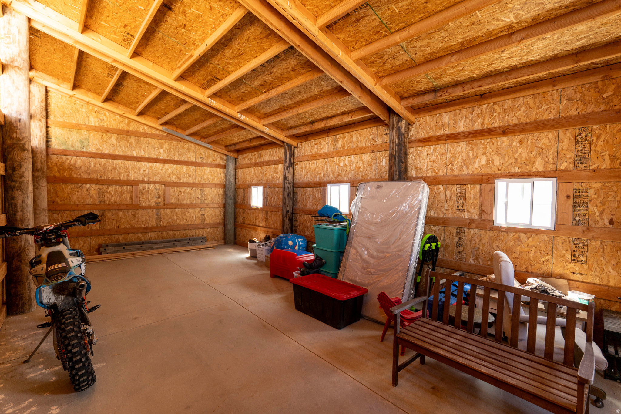 BROADHEAD MINOR - Residential