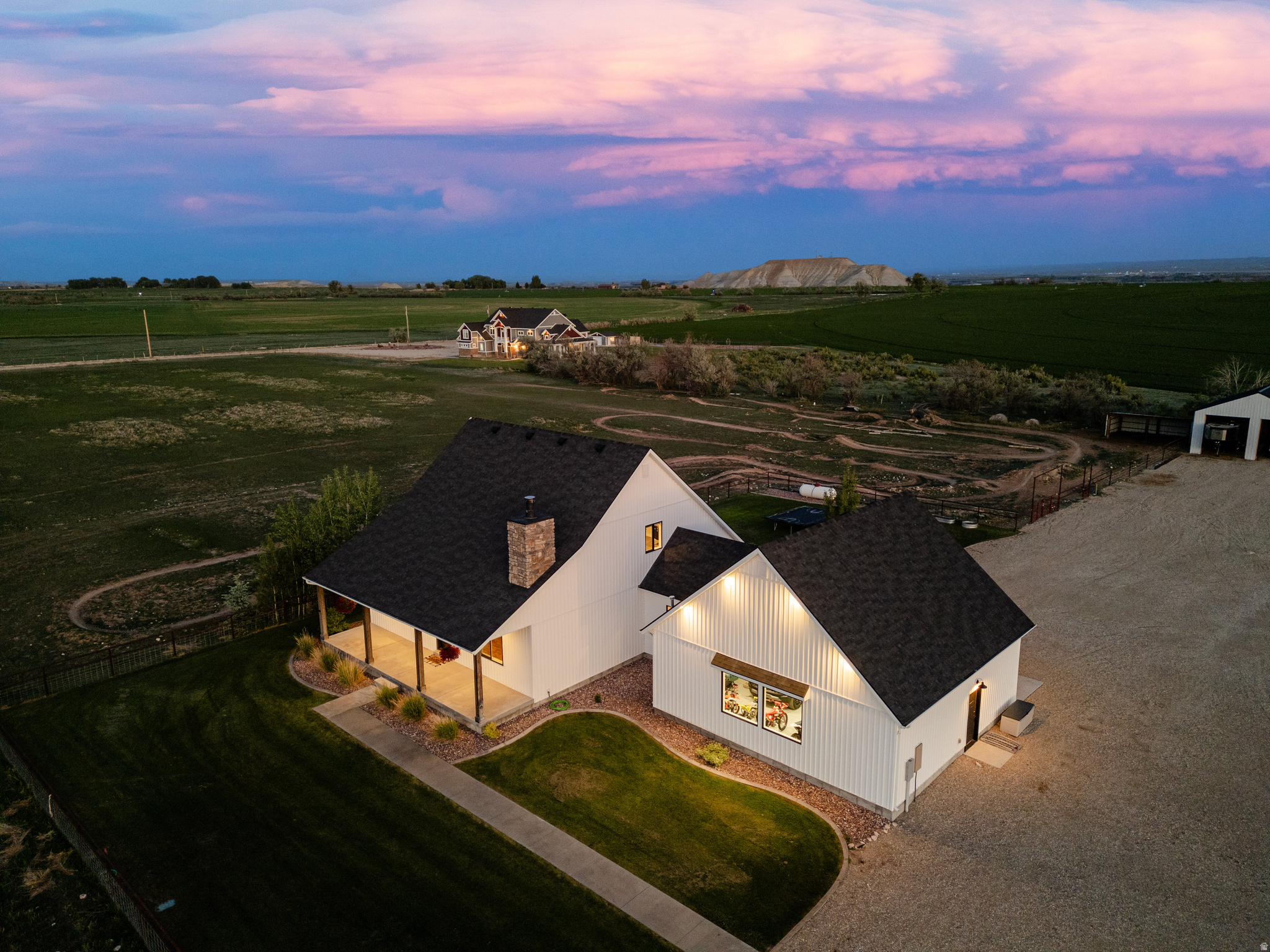 BROADHEAD MINOR - Residential