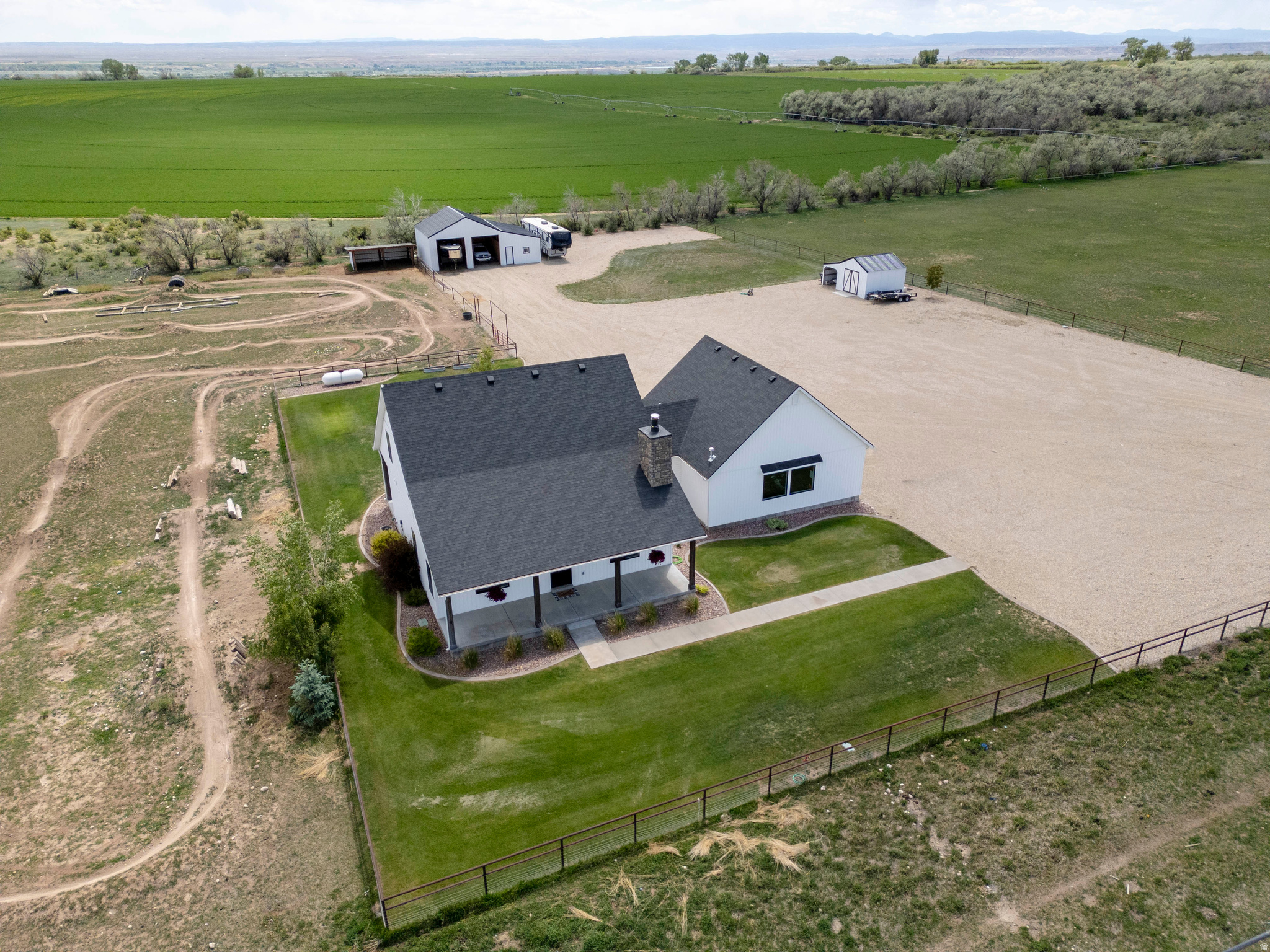 BROADHEAD MINOR - Residential