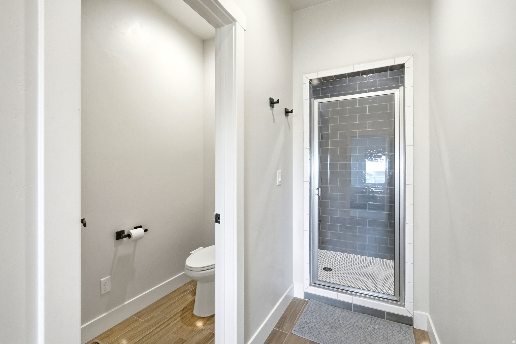BROADHEAD MINOR - Residential