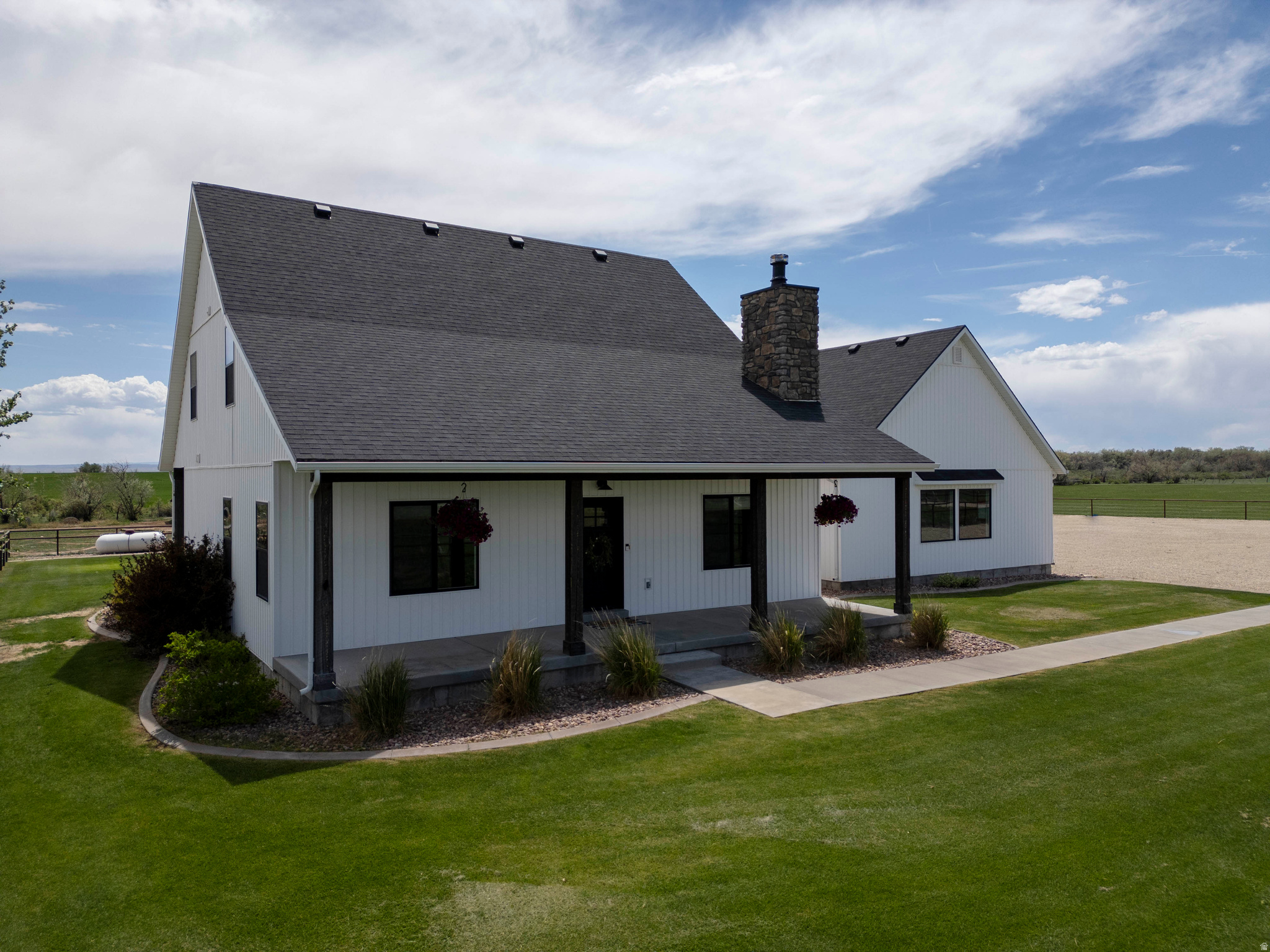 BROADHEAD MINOR - Residential