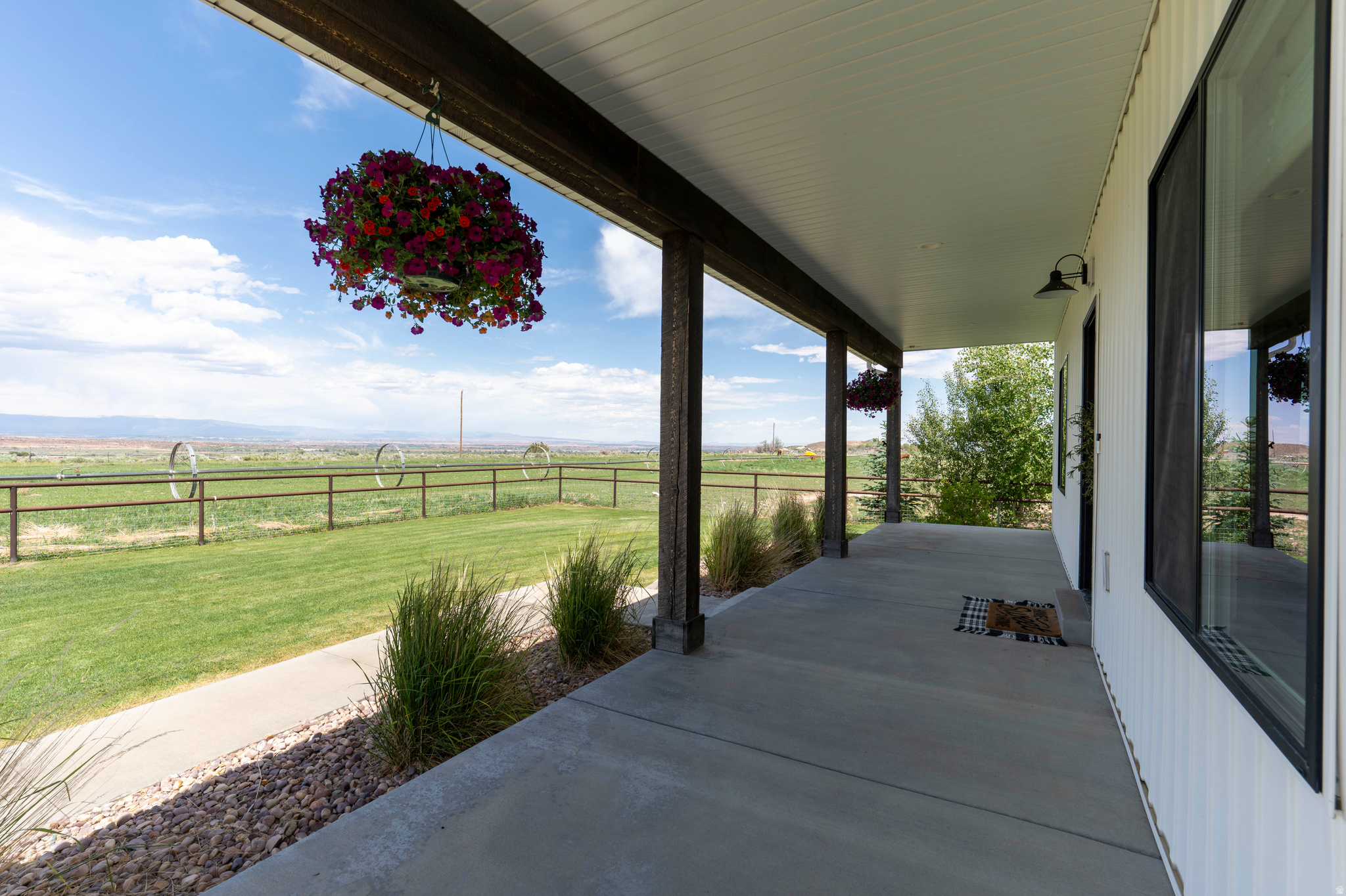 BROADHEAD MINOR - Residential