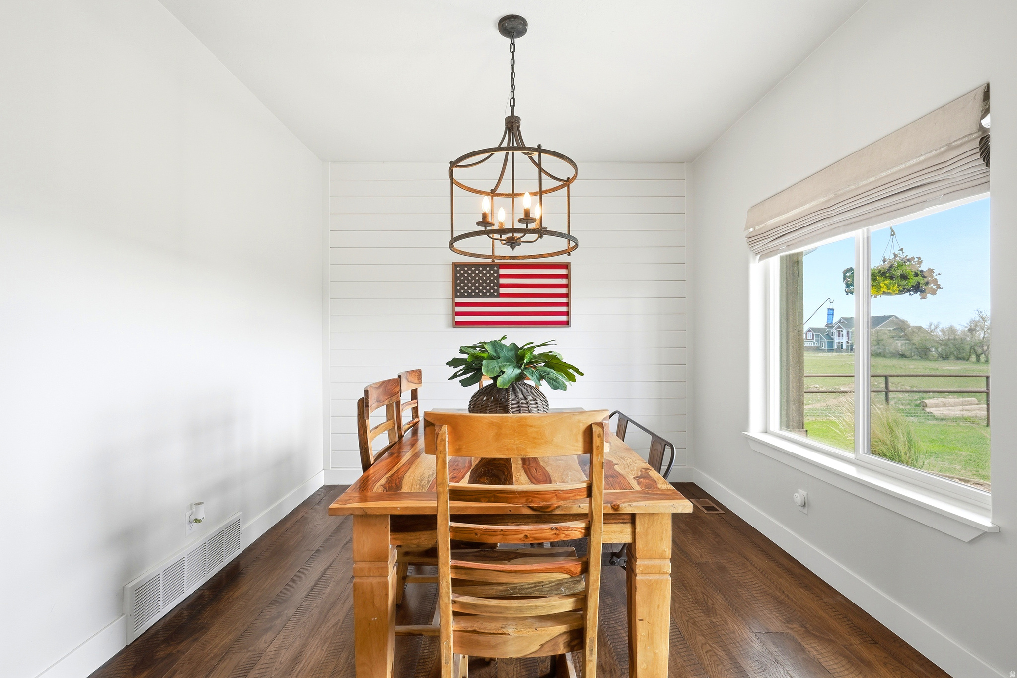 BROADHEAD MINOR - Residential