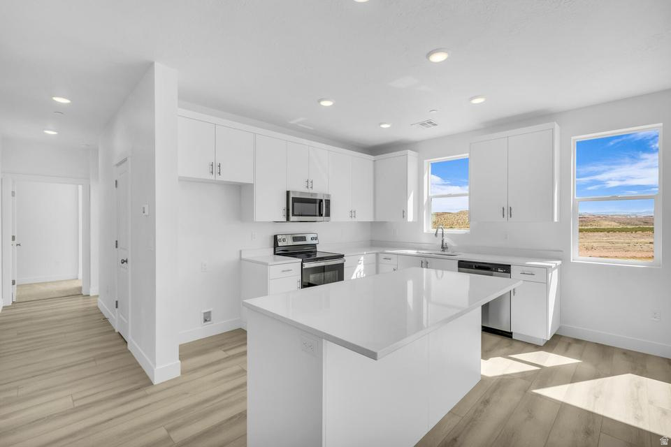 AUBURN HILLS - Residential