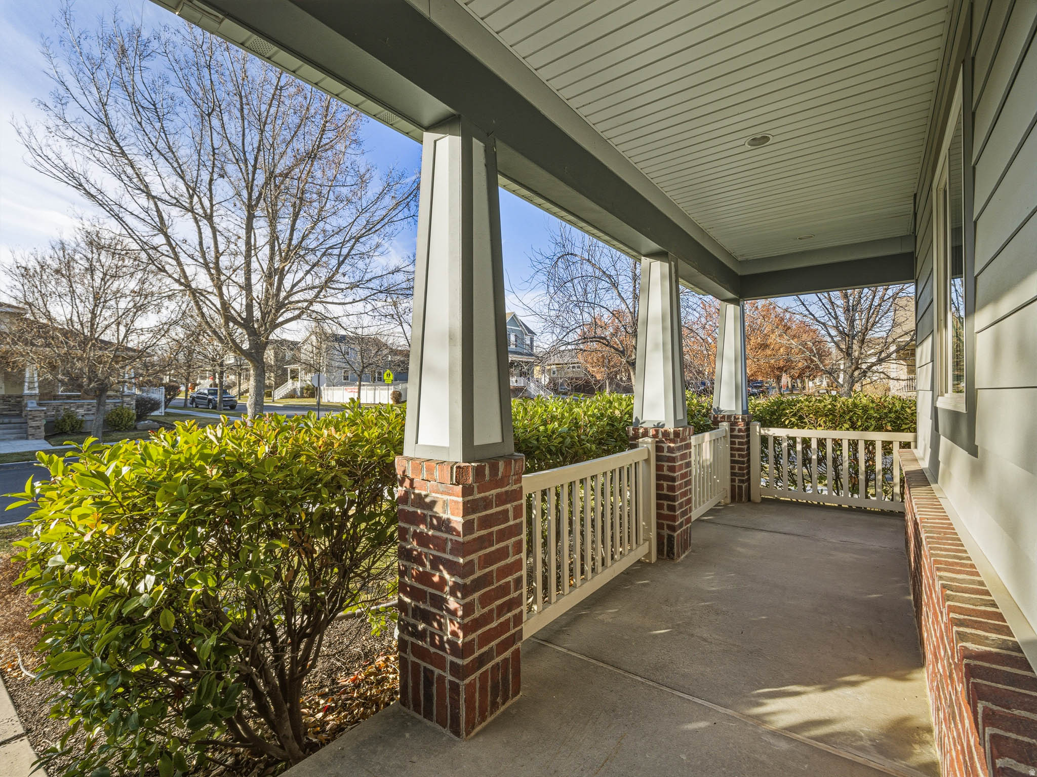 DAYBREAK - Residential