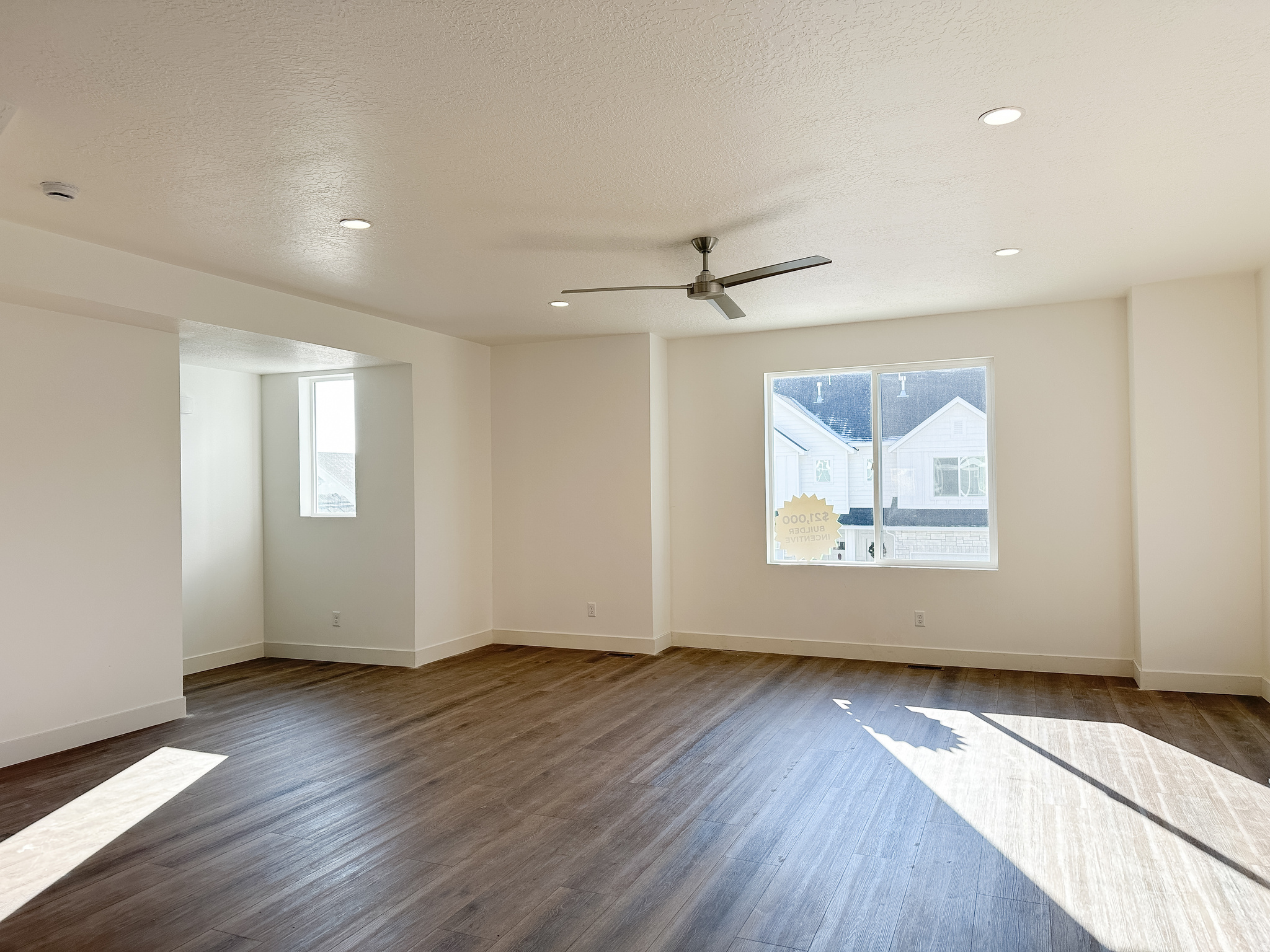 RIDGEVIEW - Residential