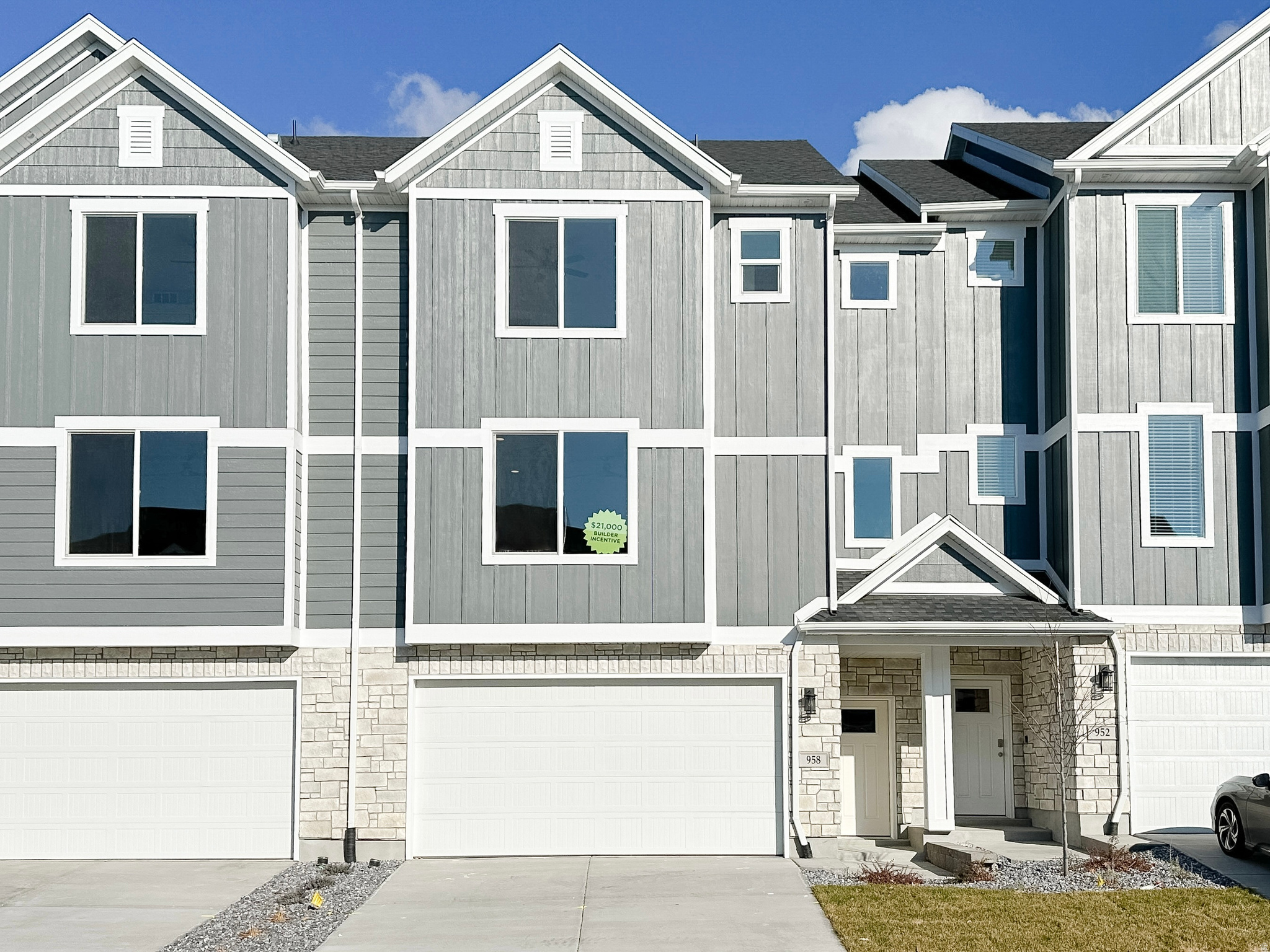 RIDGEVIEW - Residential