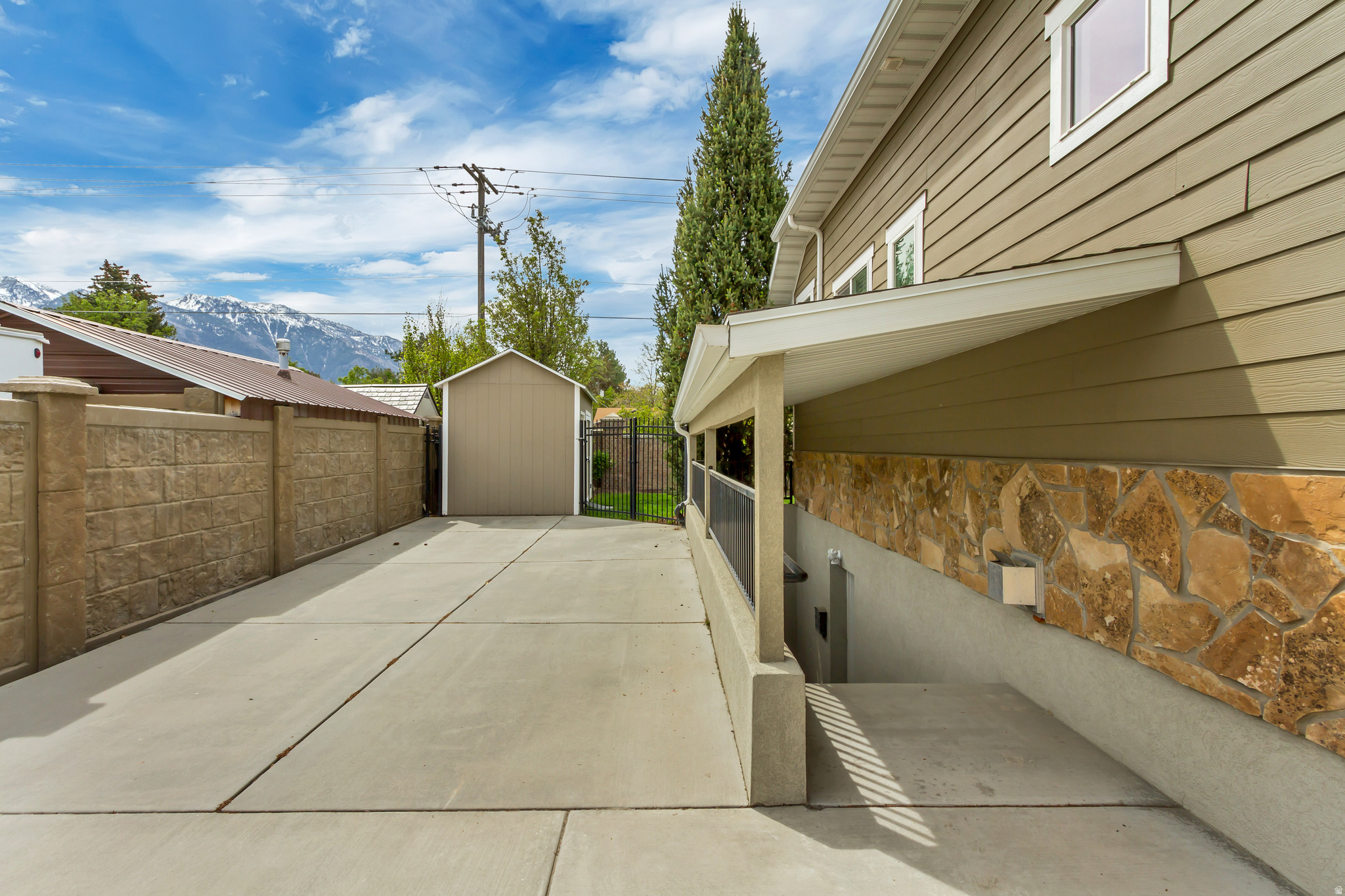 ROYAL OAK ESTATES PUD - Residential