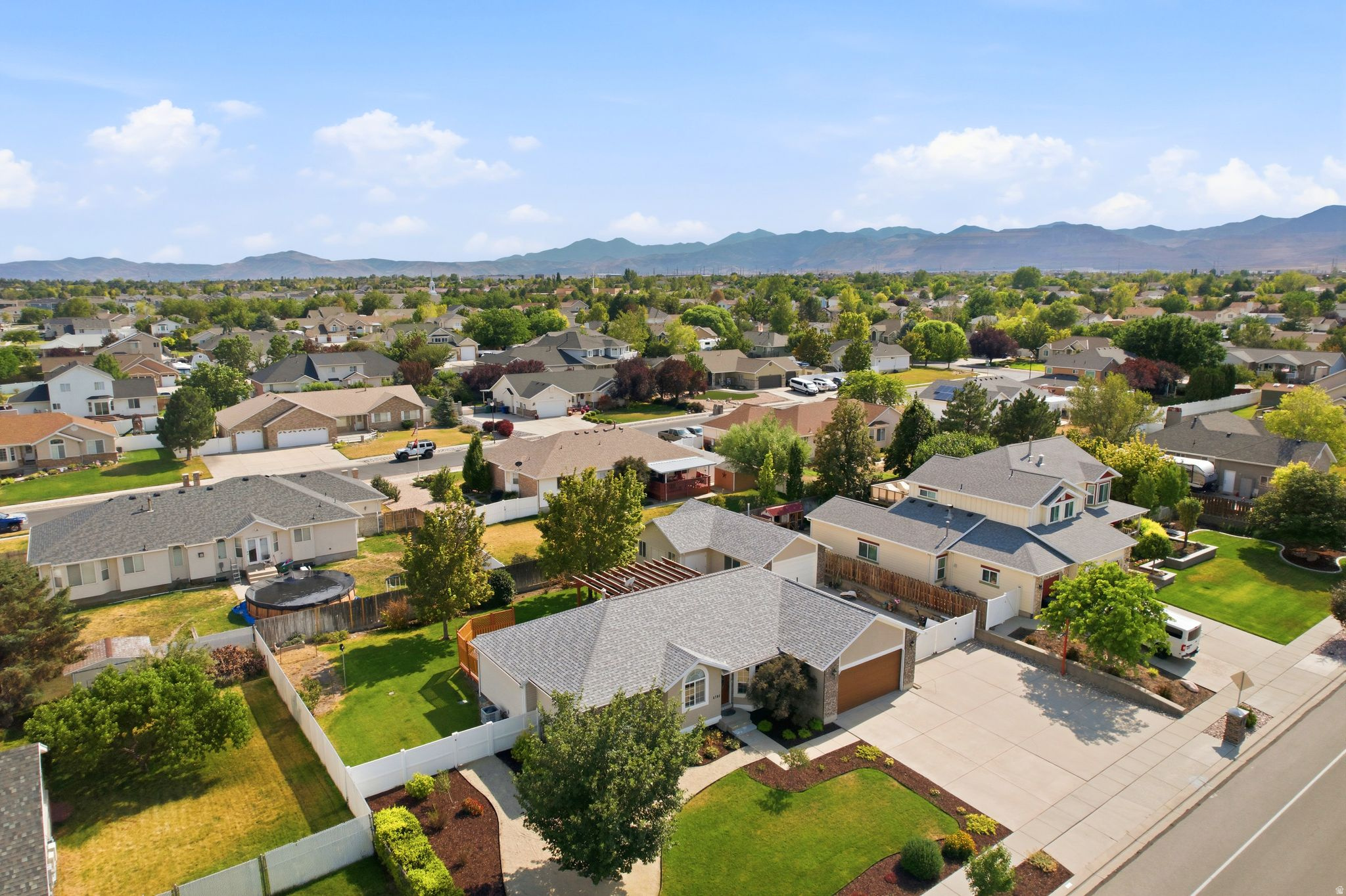 DORILEE ACHERS - Residential
