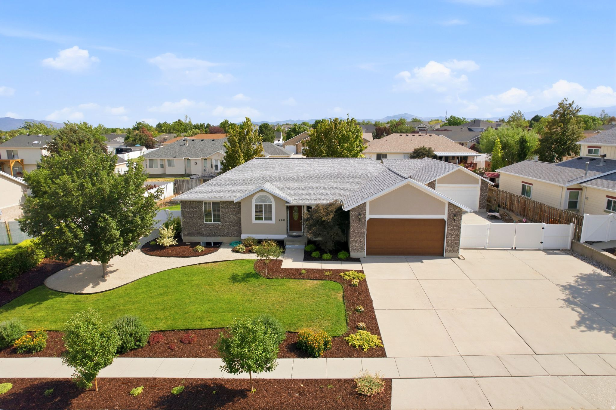 DORILEE ACHERS - Residential