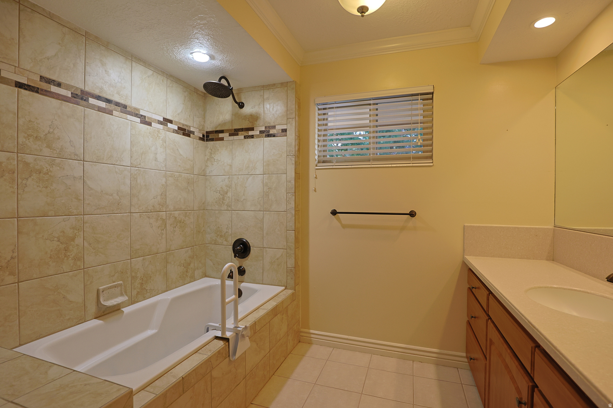 BONA VILLA PARK - Residential