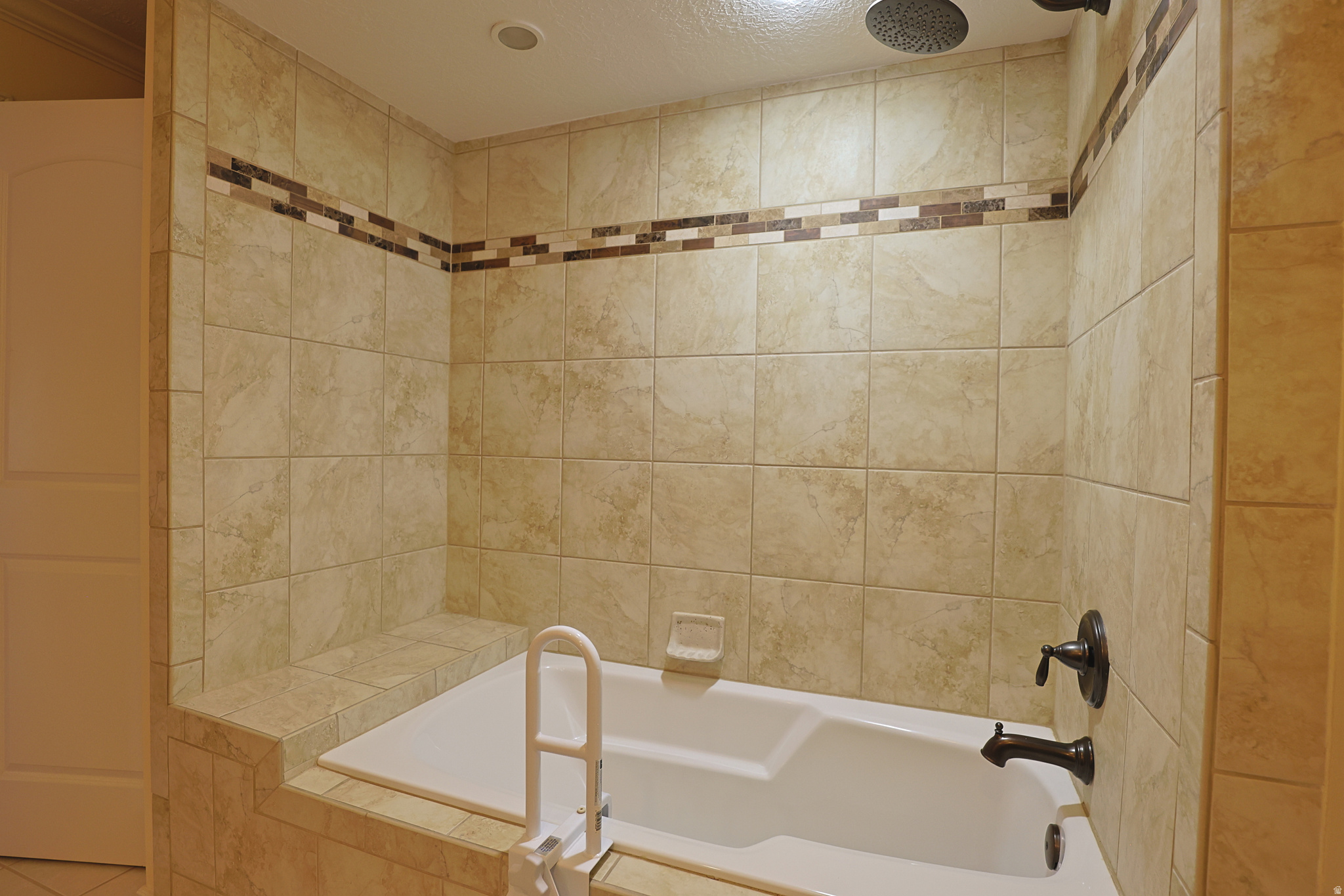 BONA VILLA PARK - Residential