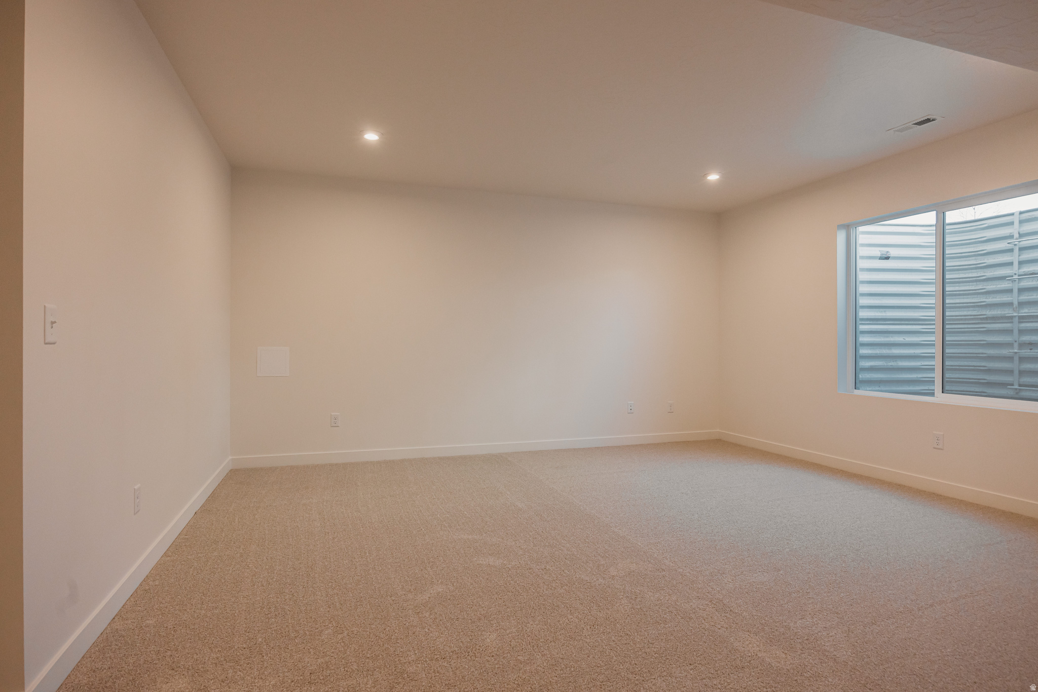 RIVERSIDE ESTATES - Residential
