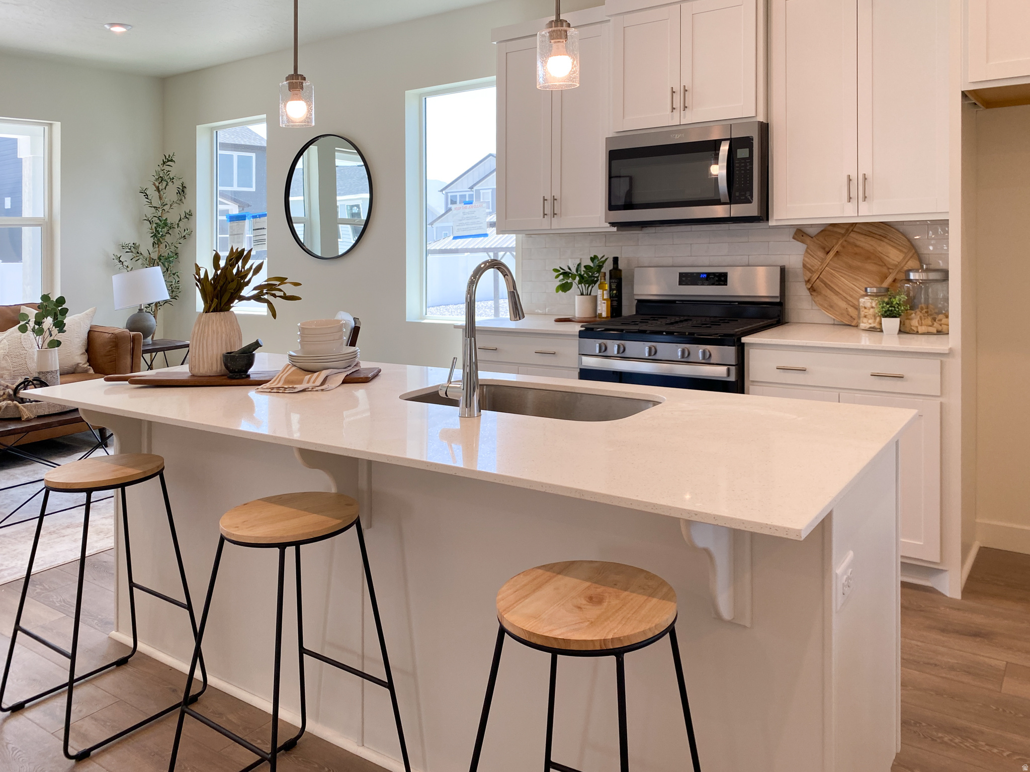 RIVERSIDE ESTATES - Residential