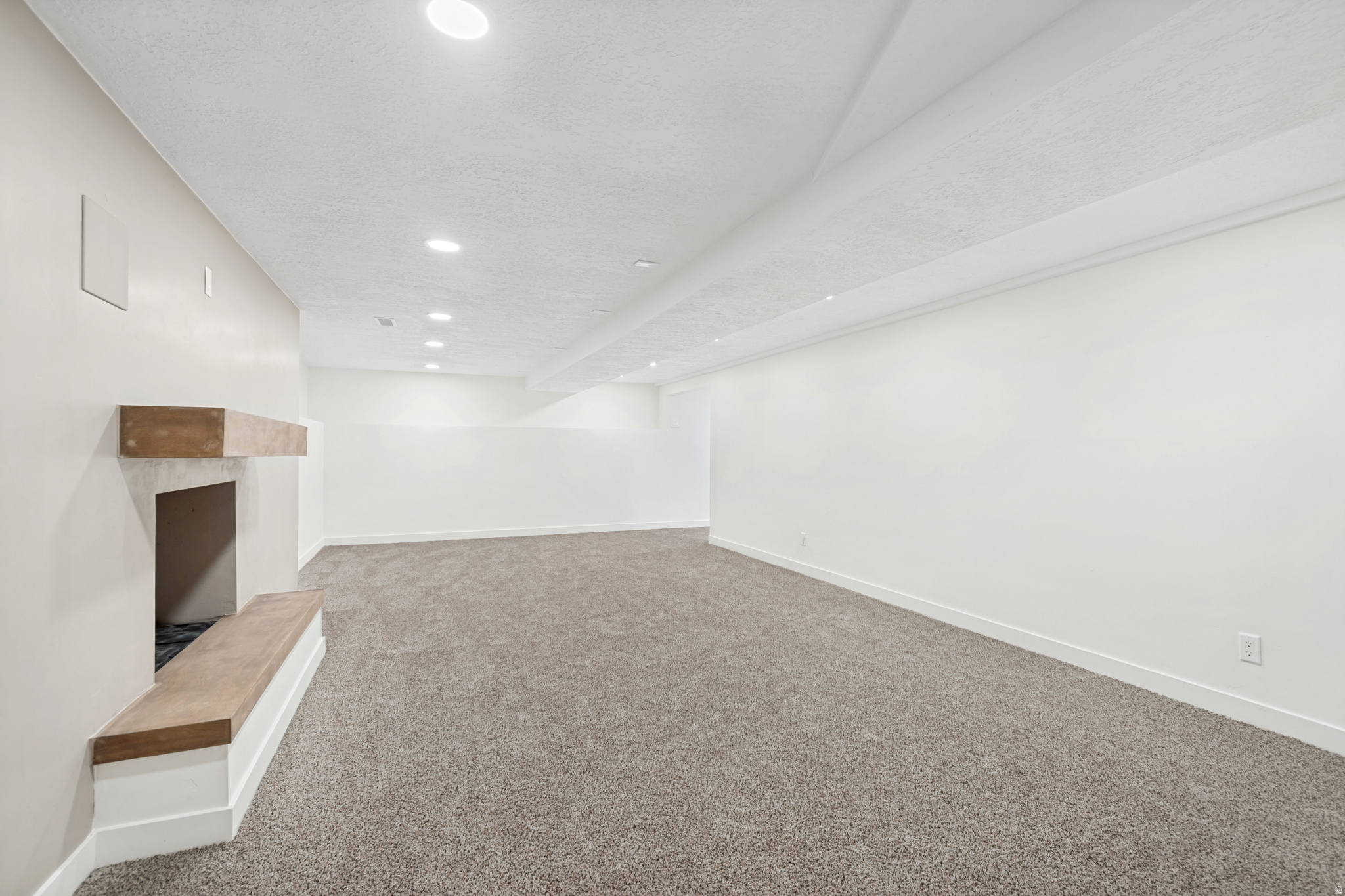 HOFFMAN HEIGHTS #15 - Residential
