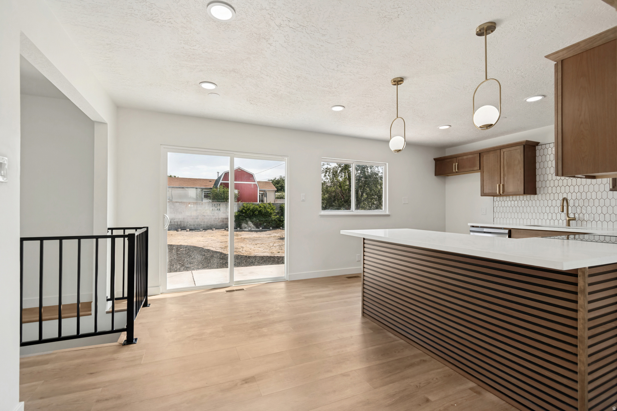 HOFFMAN HEIGHTS #15 - Residential