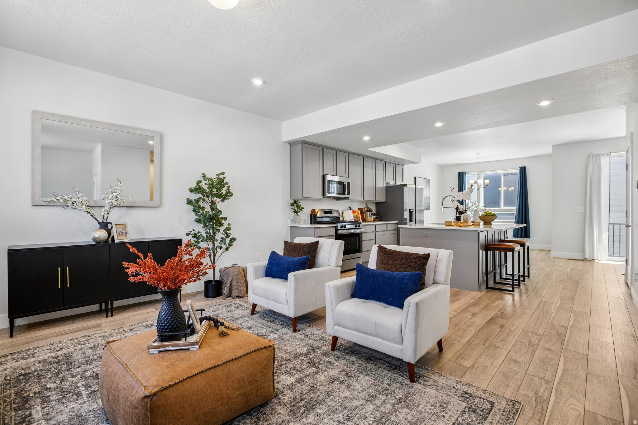 ROCKWELL RANCH - Residential