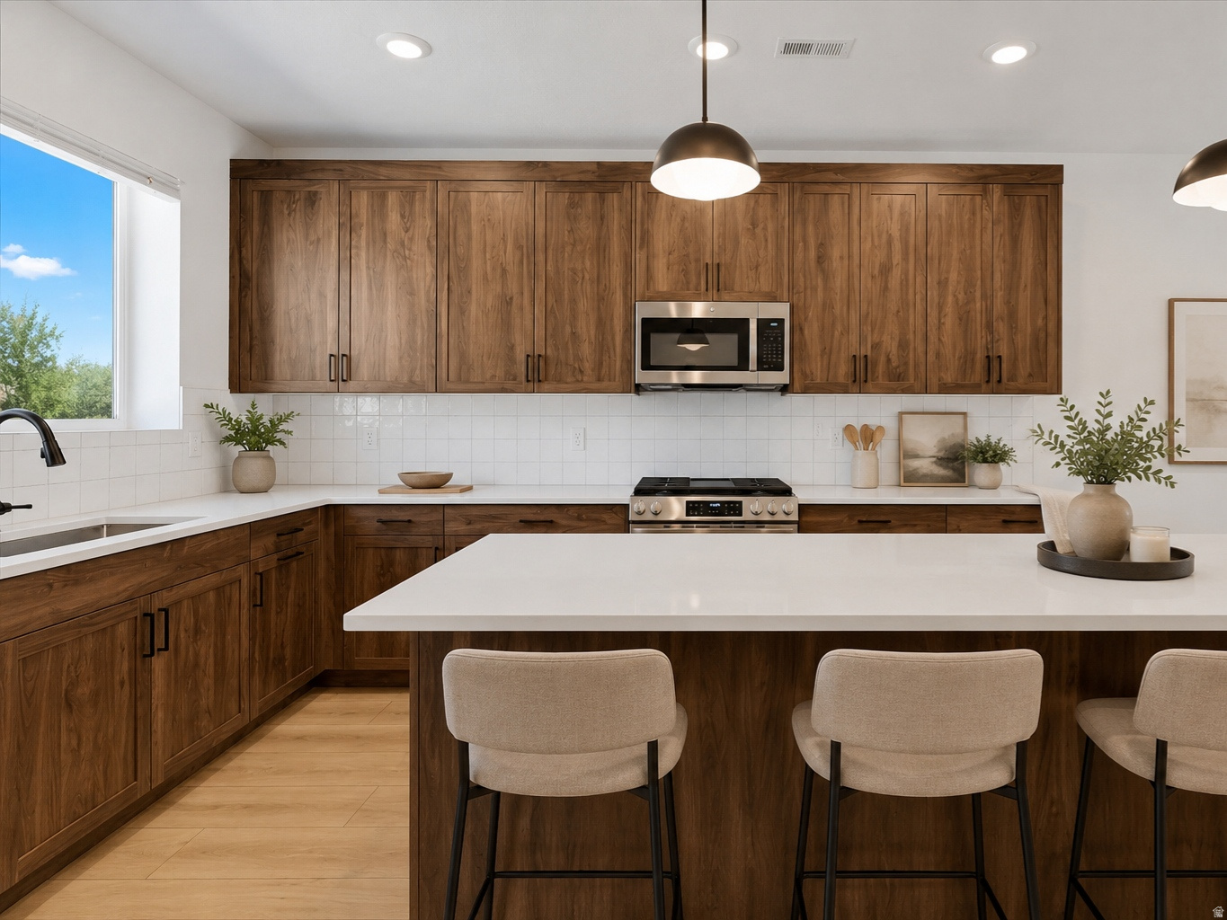 COTTONWOOD CREEK TOWNHOMES - Residential