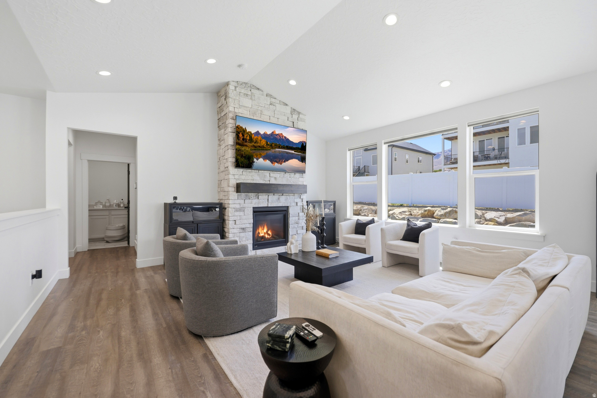 CATALINA BAY - Residential