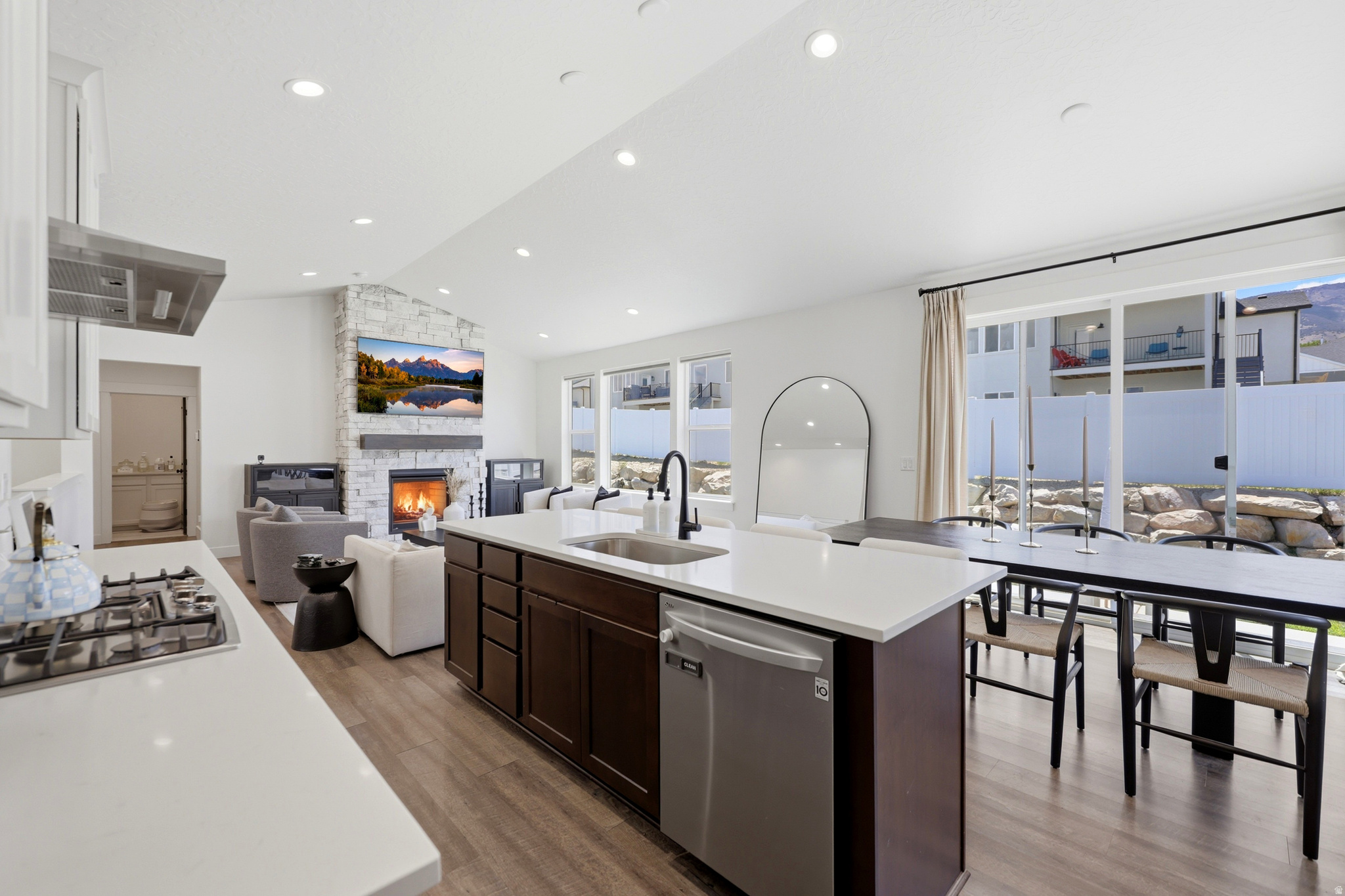 CATALINA BAY - Residential