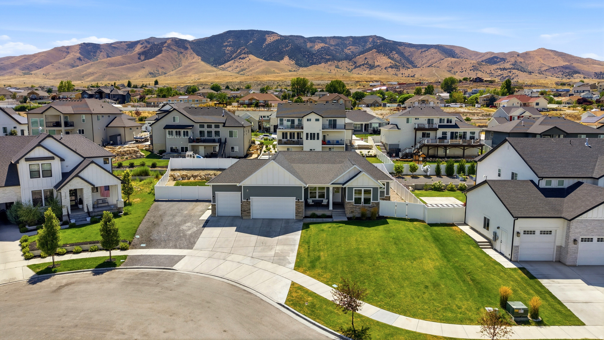 CATALINA BAY - Residential