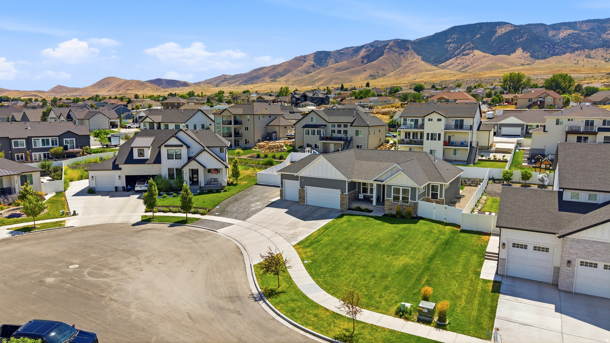 CATALINA BAY - Residential