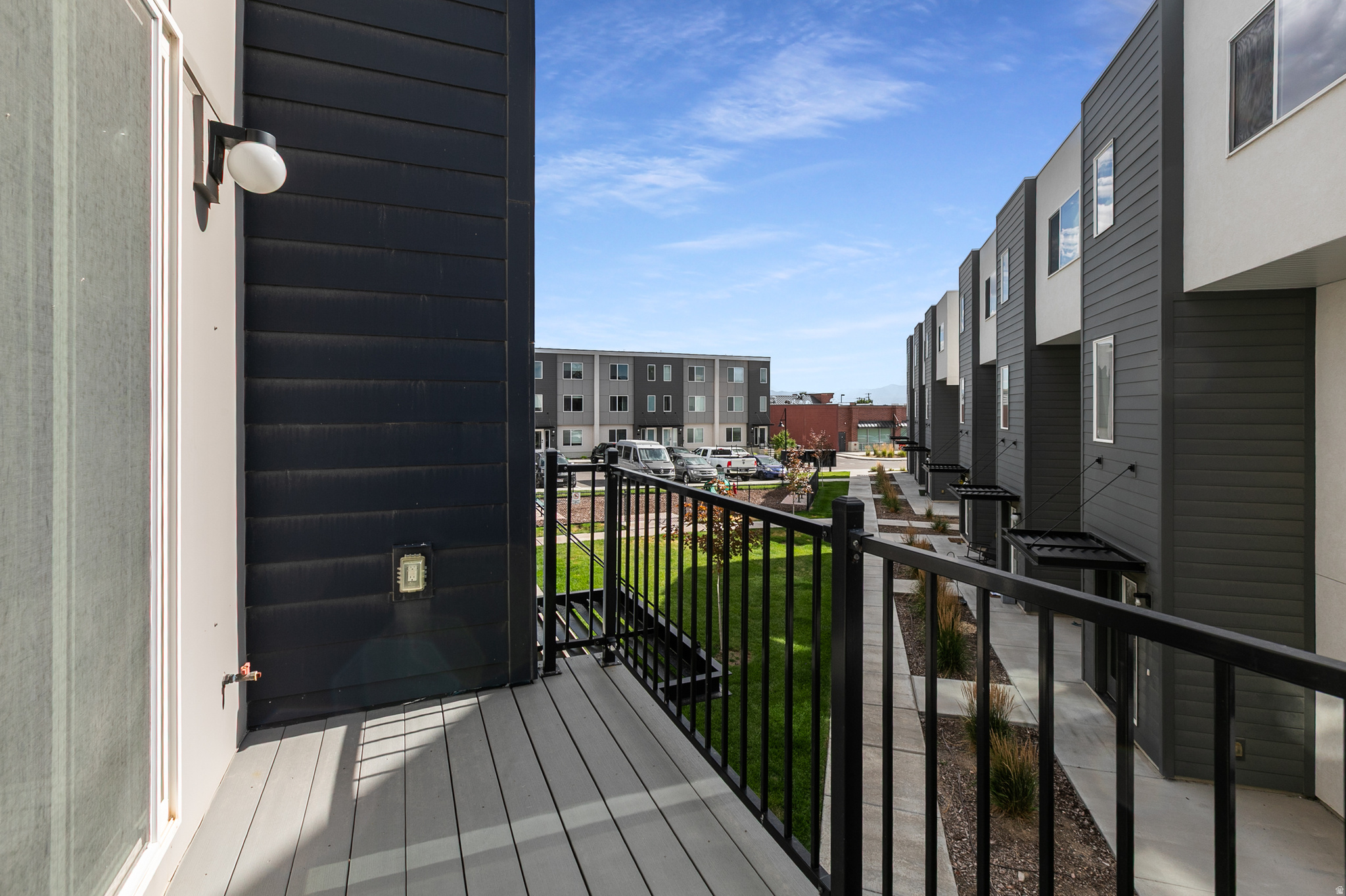 WINNIE - Residential