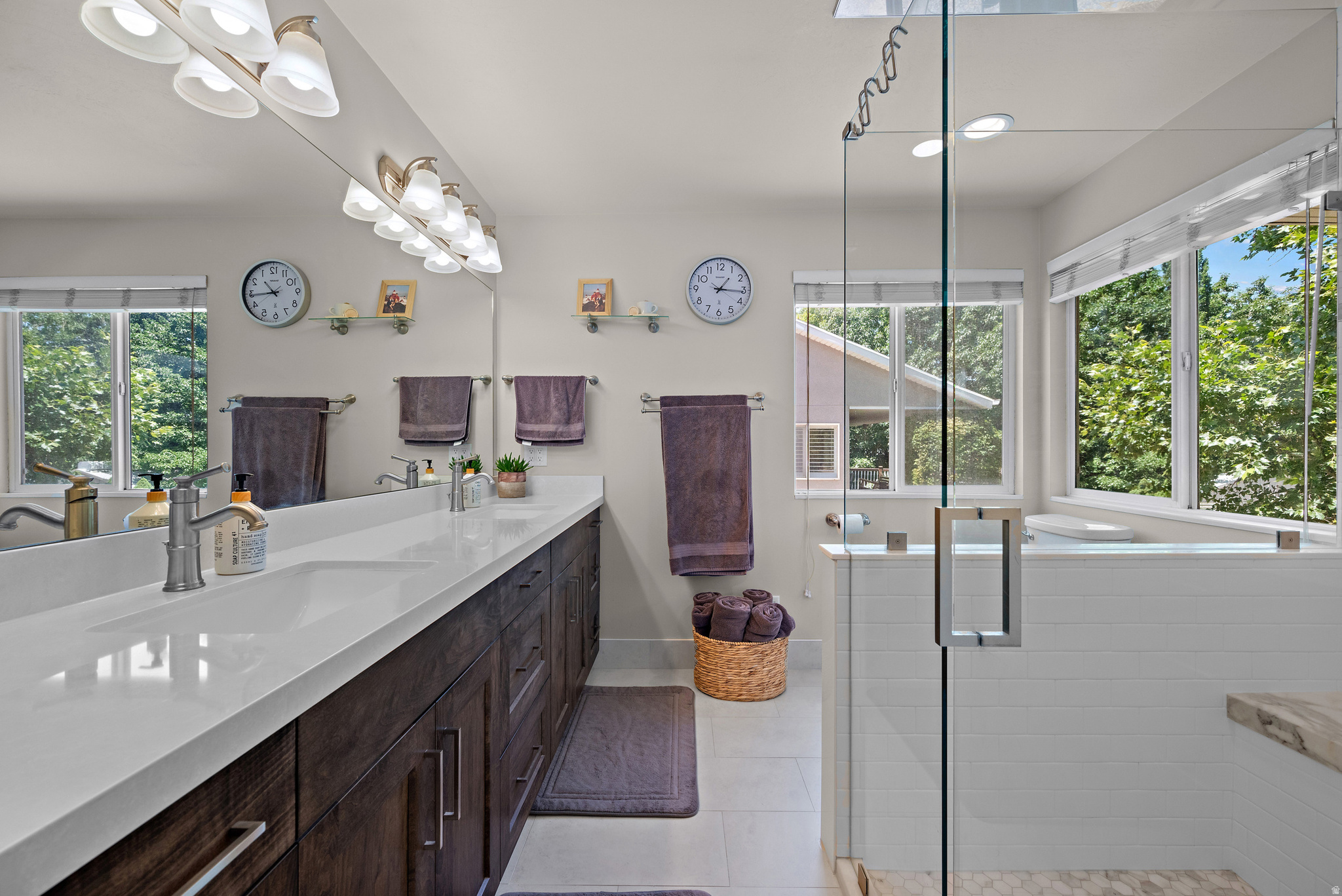 IDAS ACRES - Residential