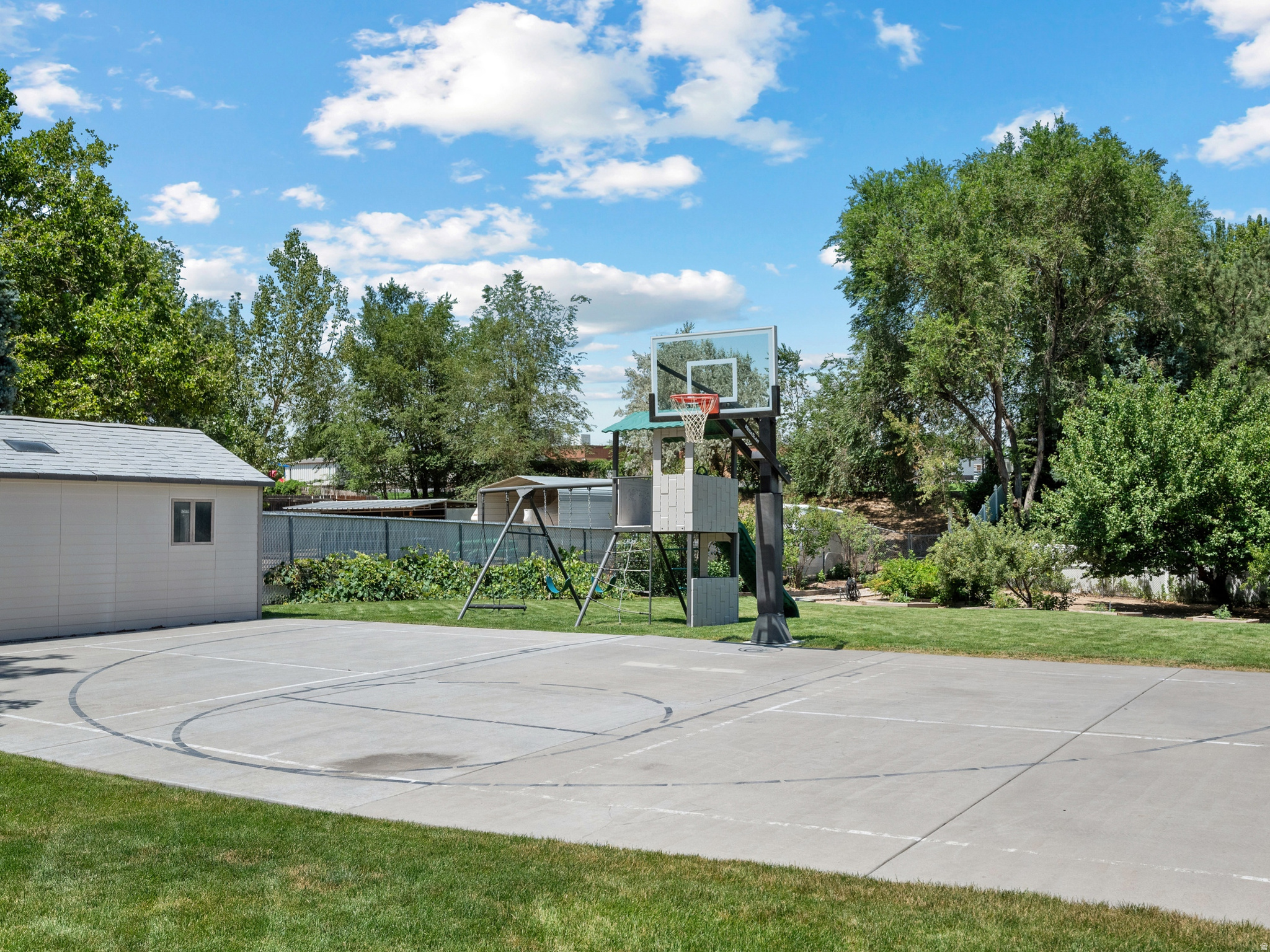 IDAS ACRES - Residential