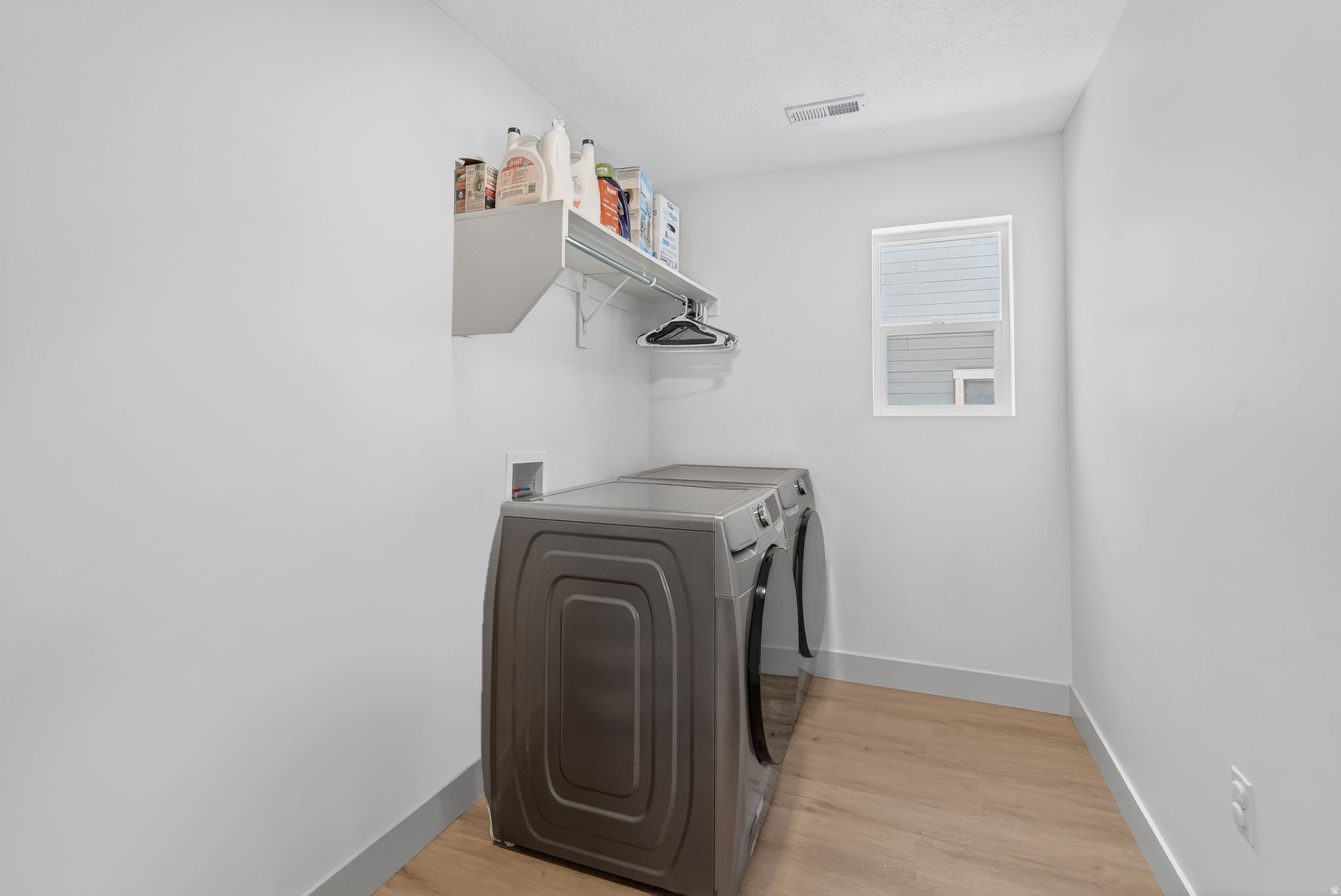 MOUNTAIN RIDGE - Residential