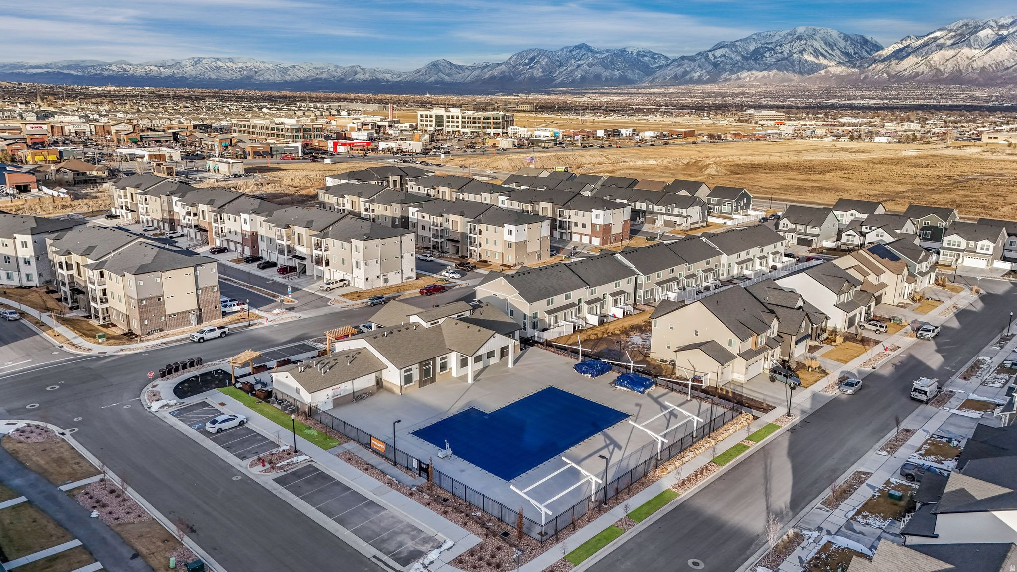 MOUNTAIN RIDGE - Residential