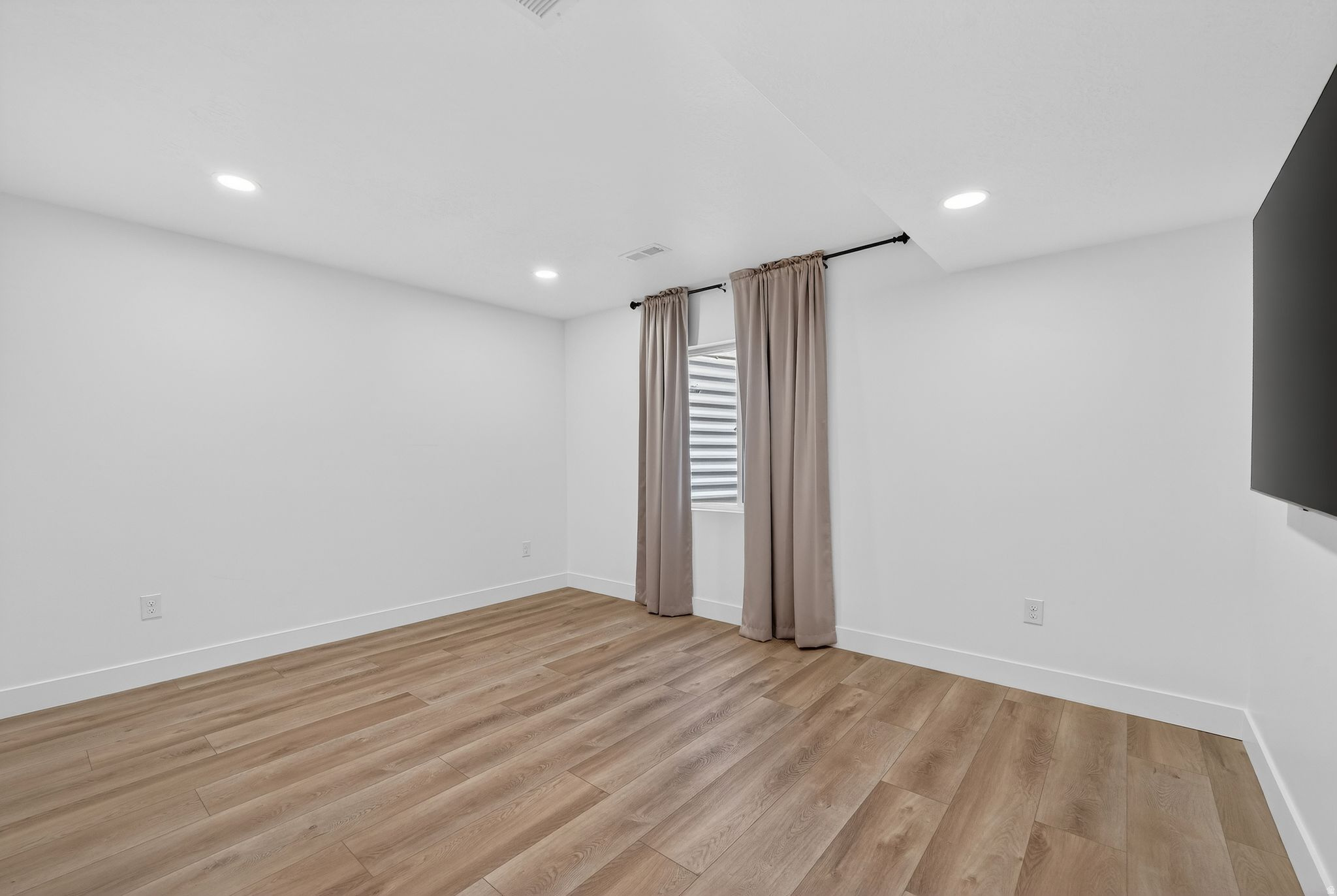 MOUNTAIN RIDGE - Residential