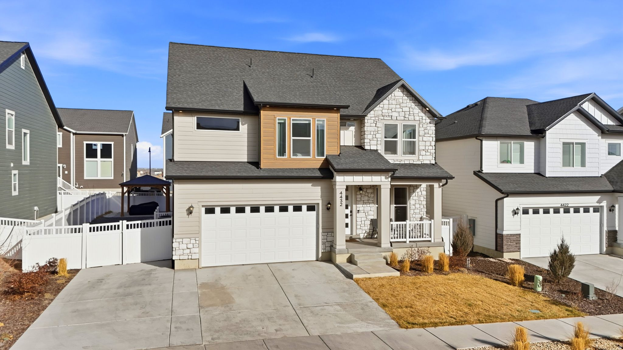 MOUNTAIN RIDGE - Residential