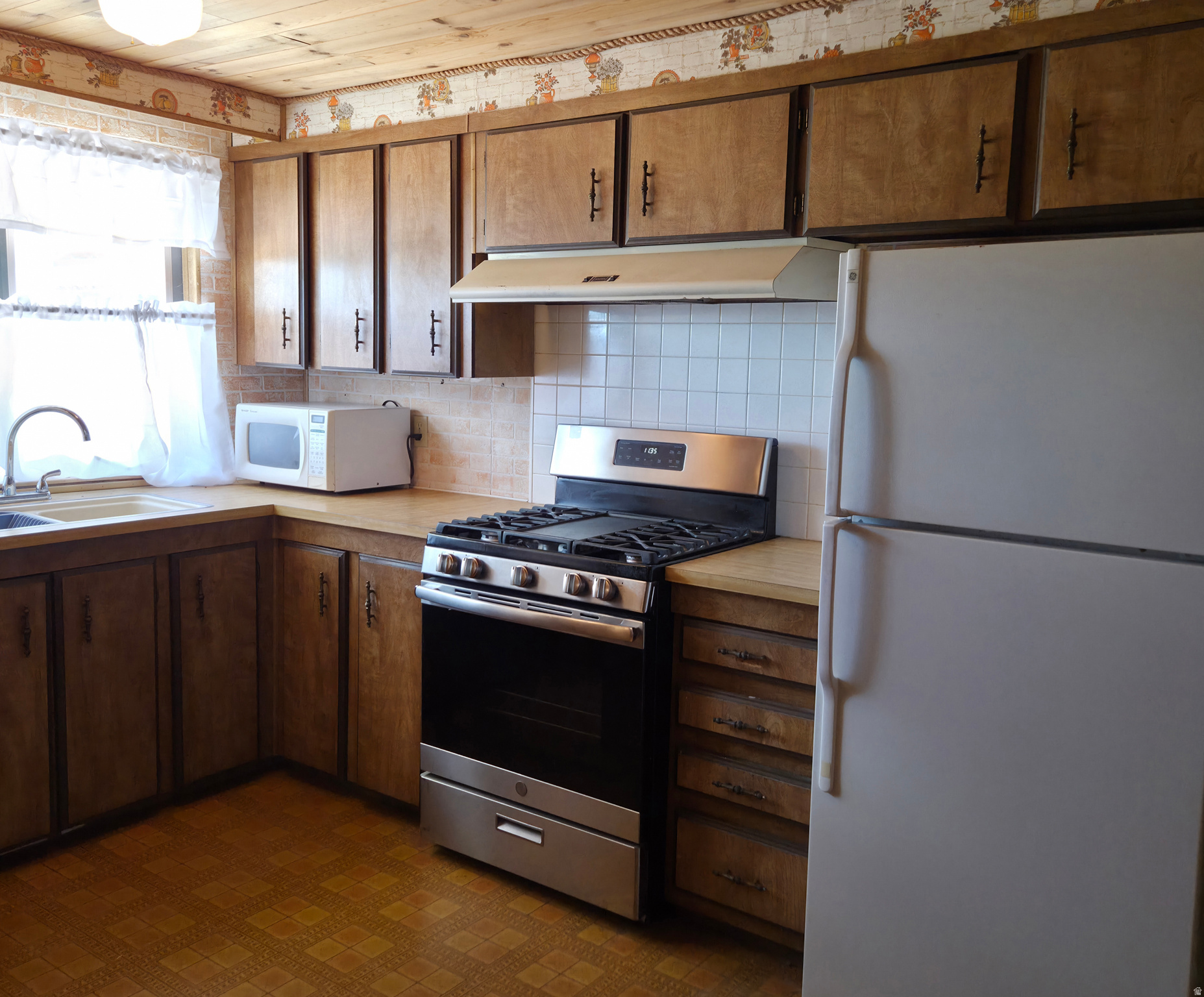 SWEETWATER - Residential