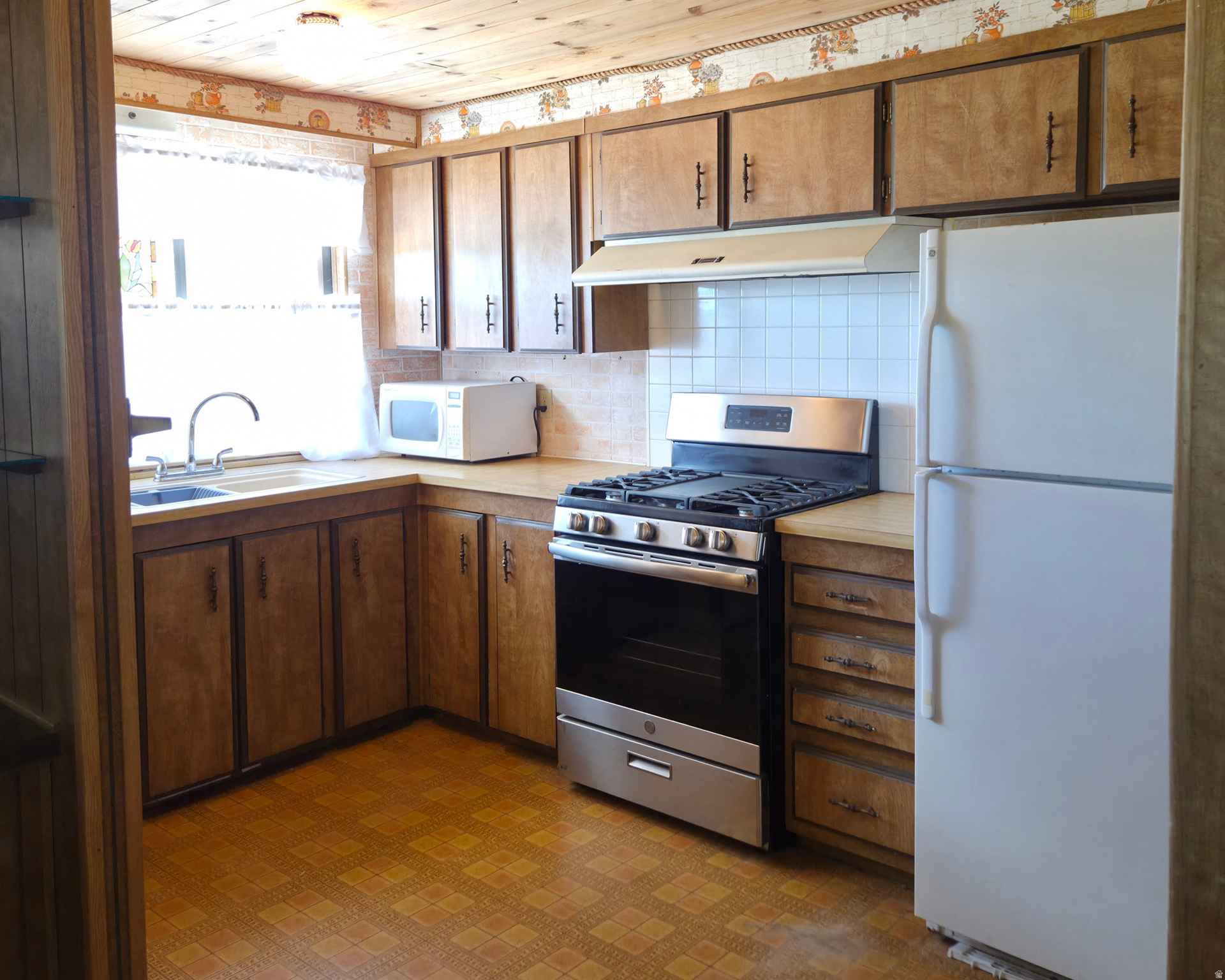 SWEETWATER - Residential